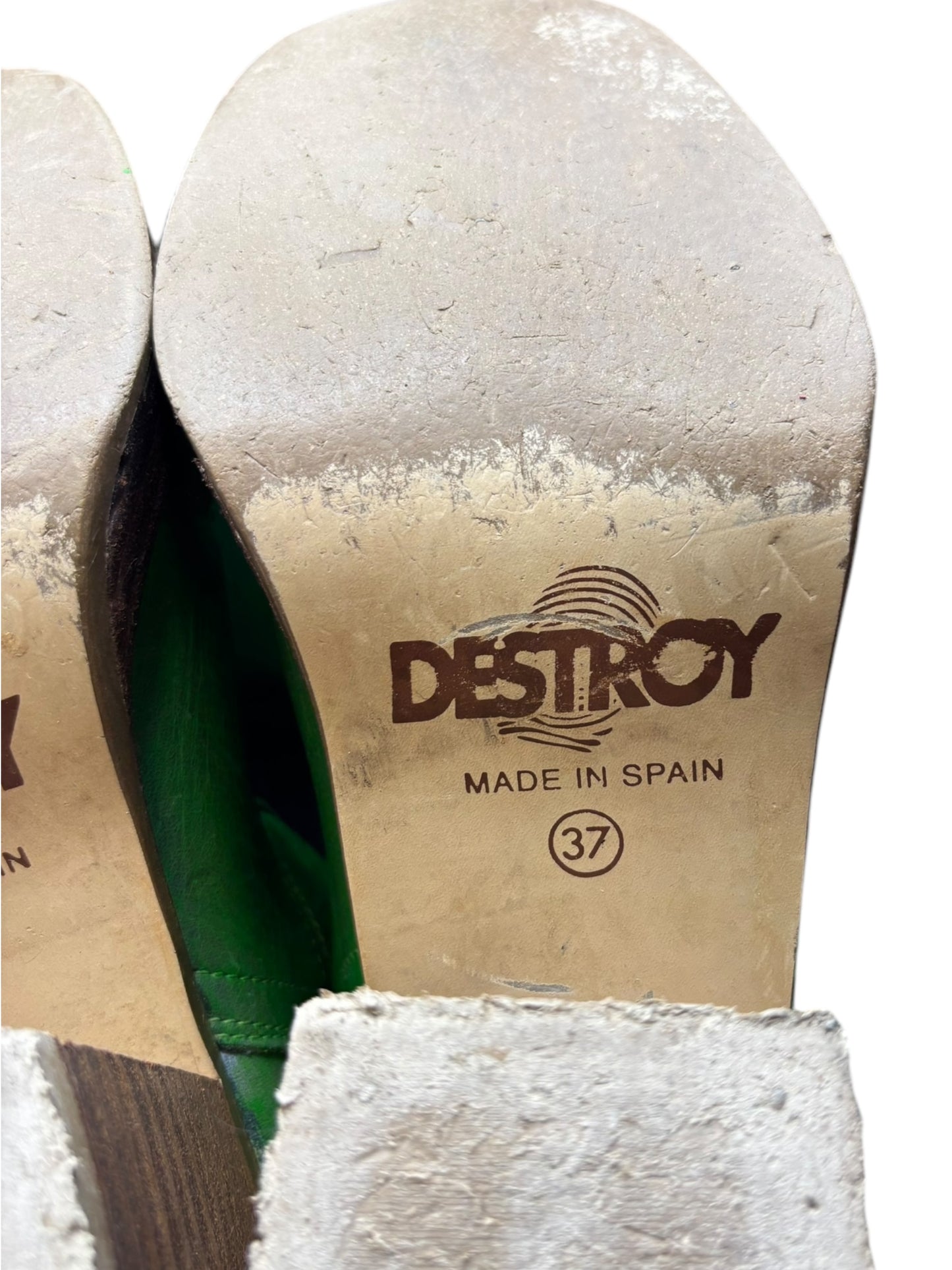 Vintage Destroy green leather boots size 37