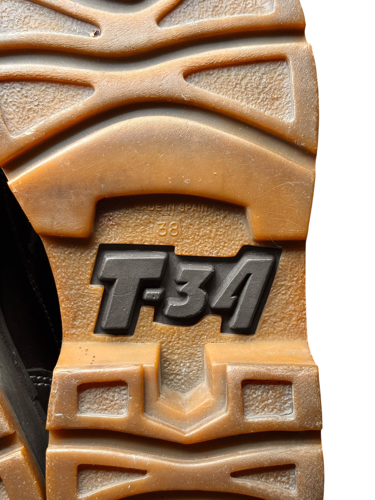 Vintage ART T-34 black platform boots size 38