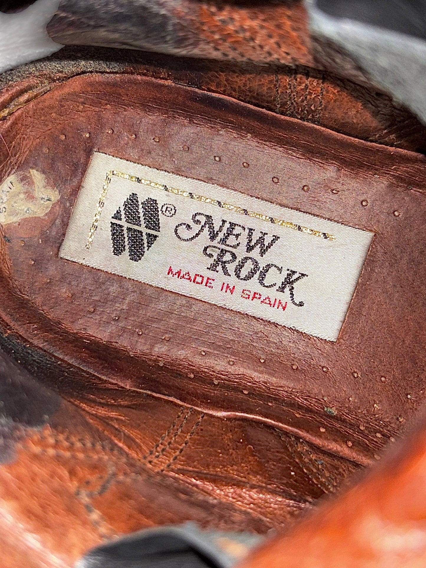 Vintage 90s New Rock knee-high neptuno platform boots size 40