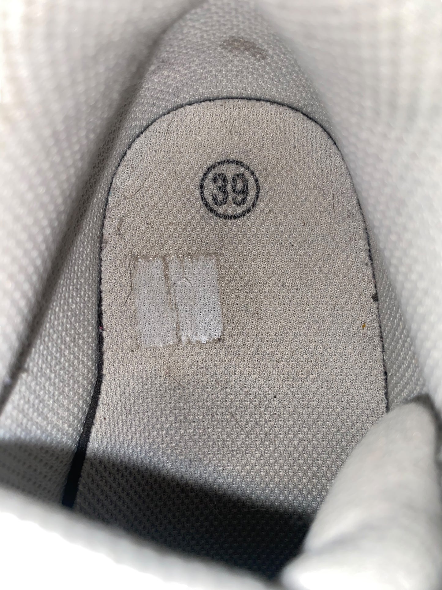 Rare vintage Be Mega platform boots size 39