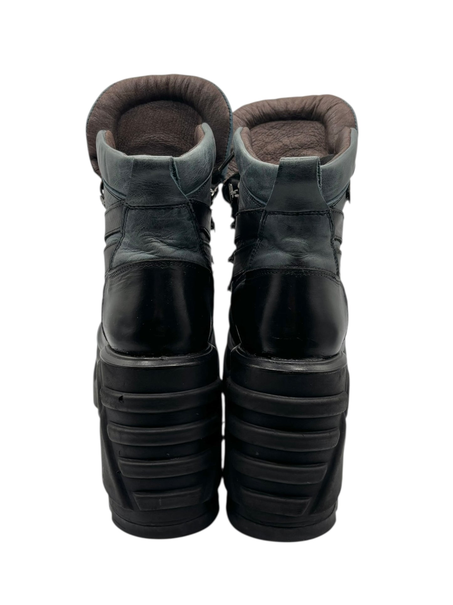 Vintage Destroy blue platform boots size 38