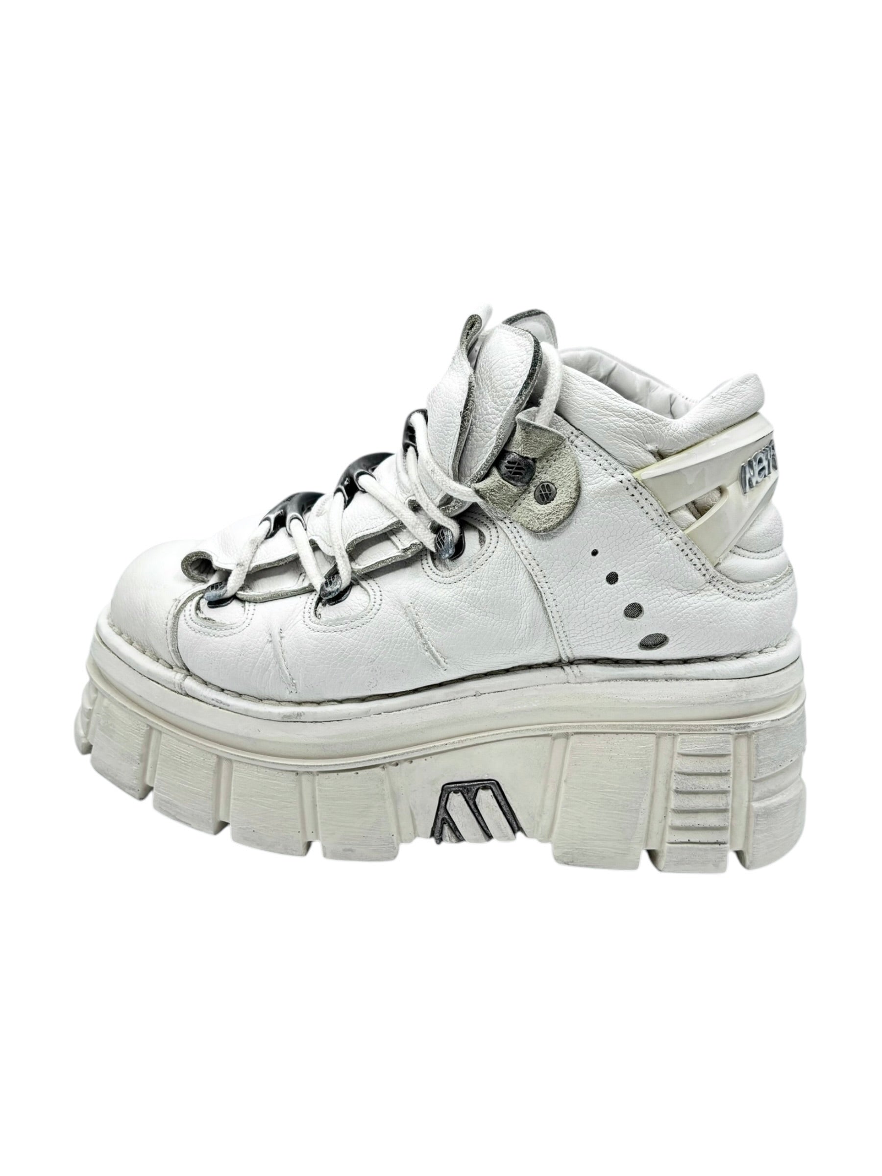 New Rock M-106 white platform boots size 43