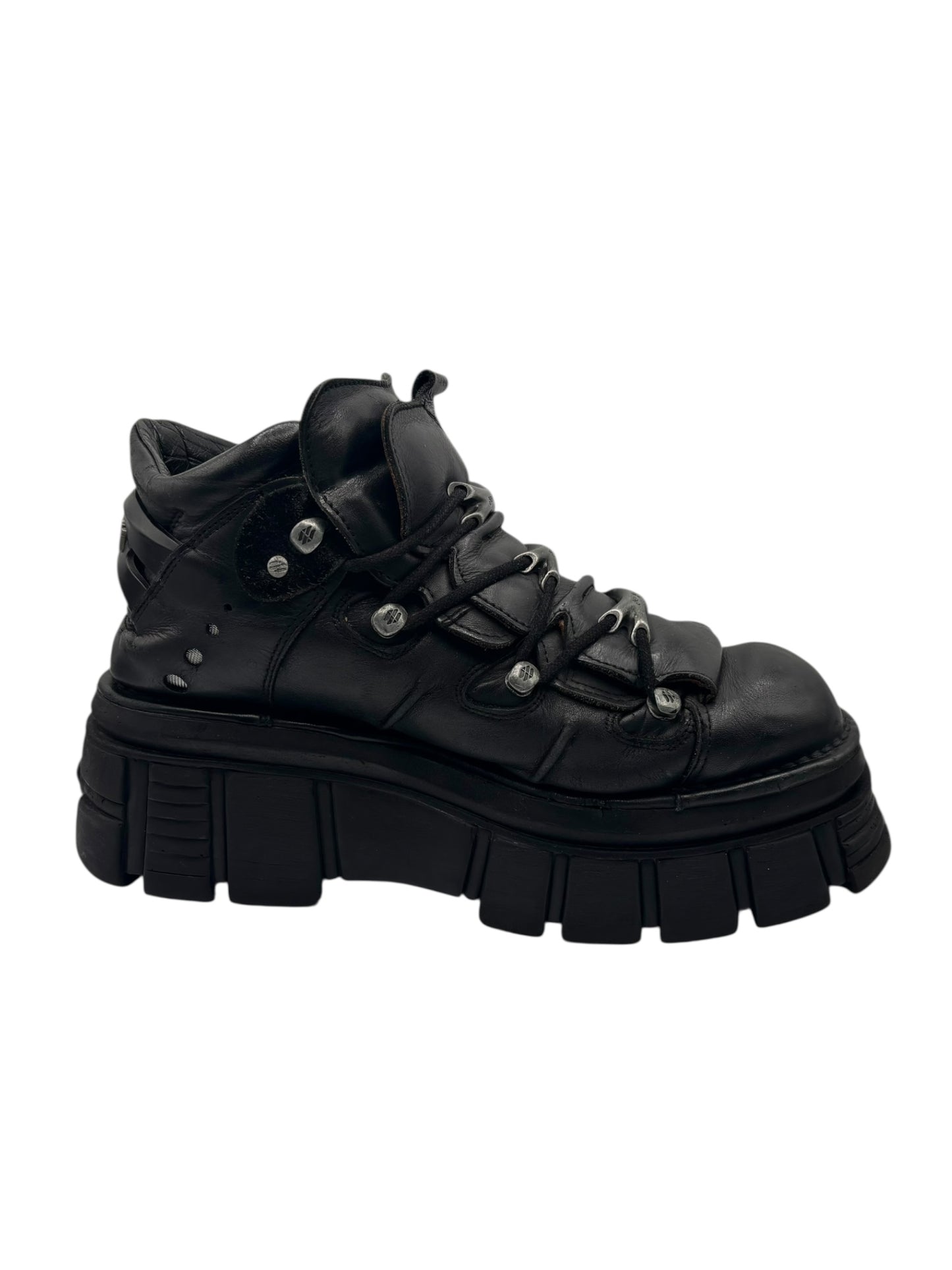 New Rock M106 platform boots size 46