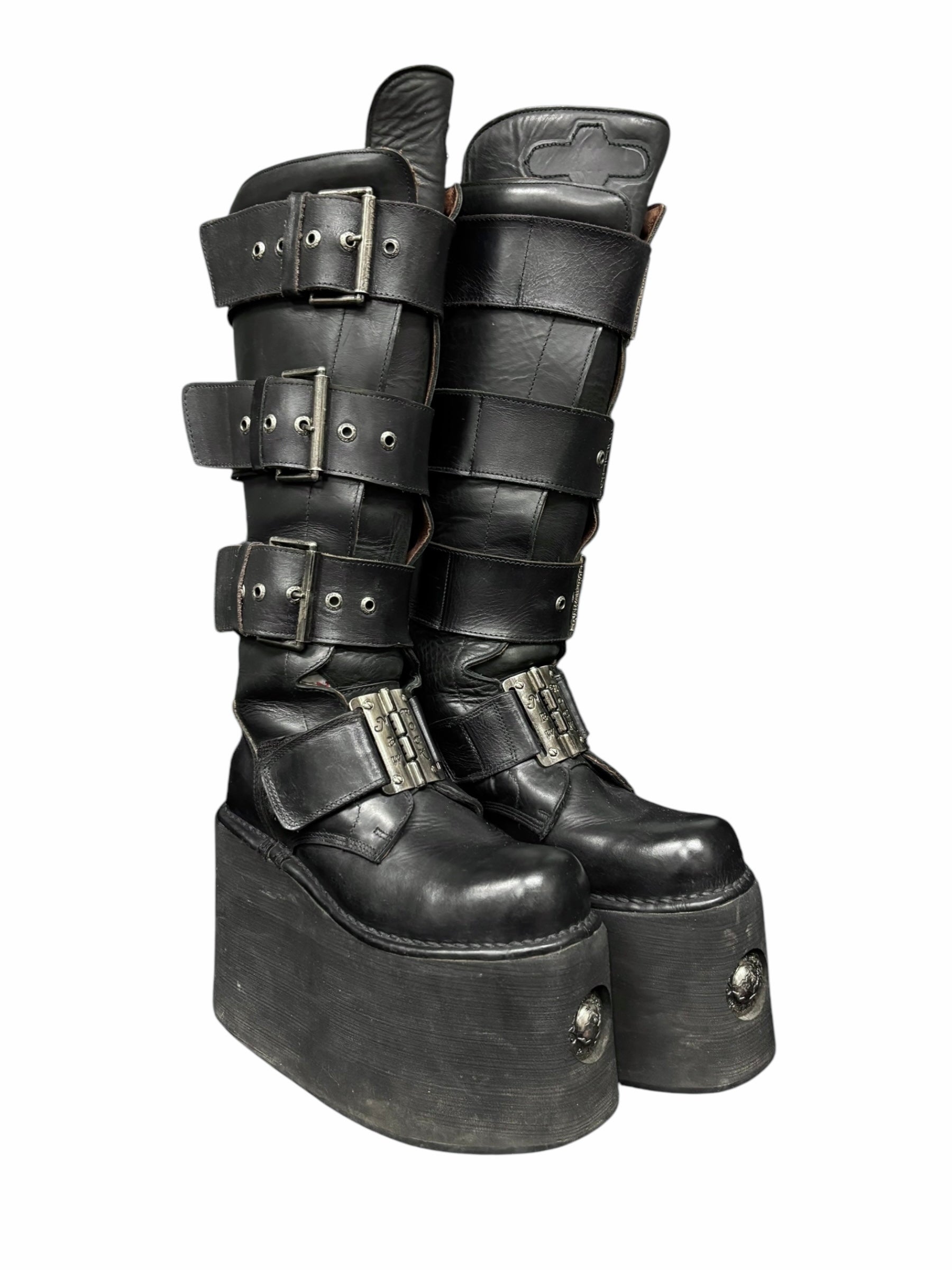 Vintage 90s New Rock knee-high neptuno platform boots size 40