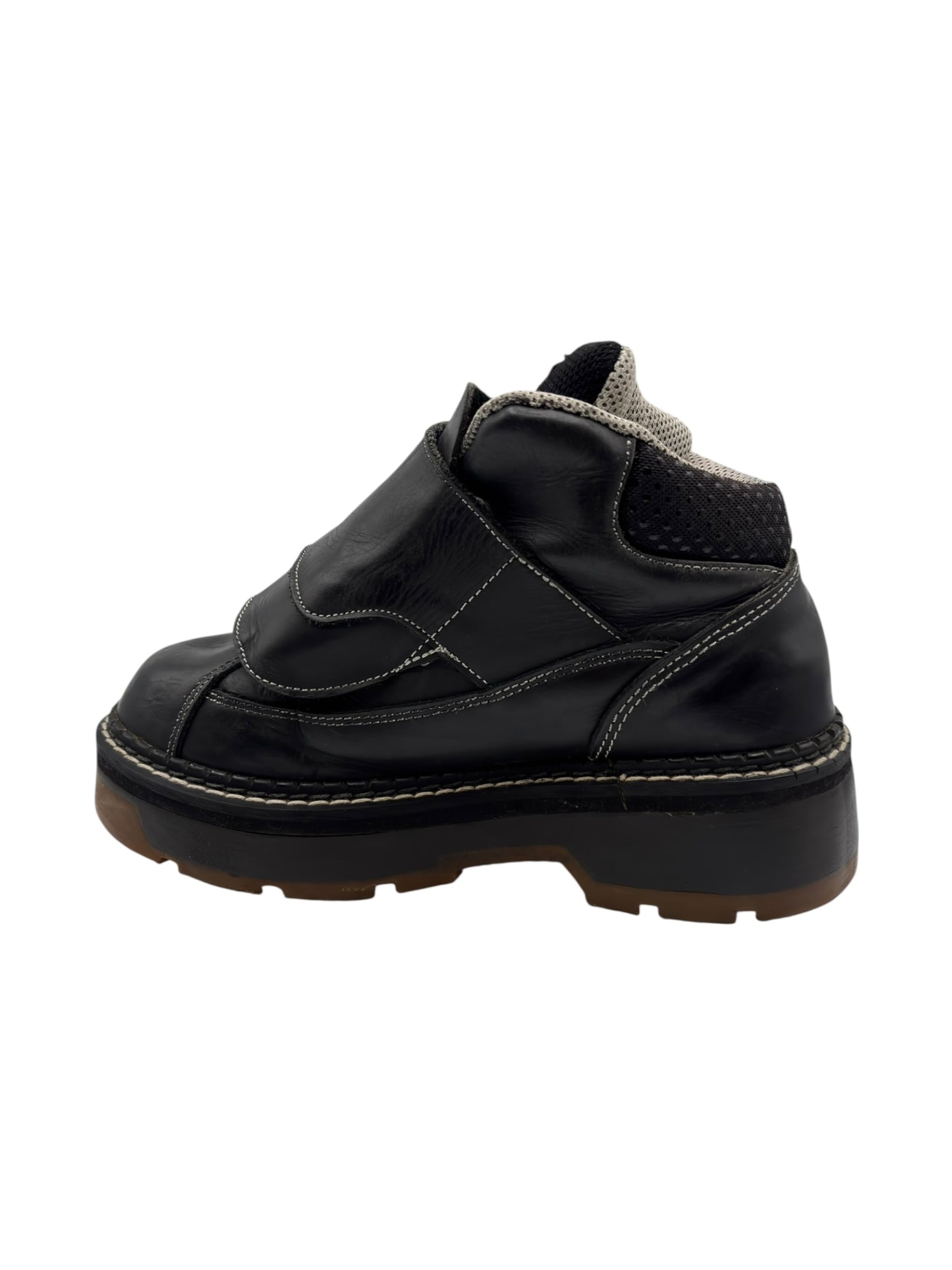 Vintage ART T-34 black platform boots size 38