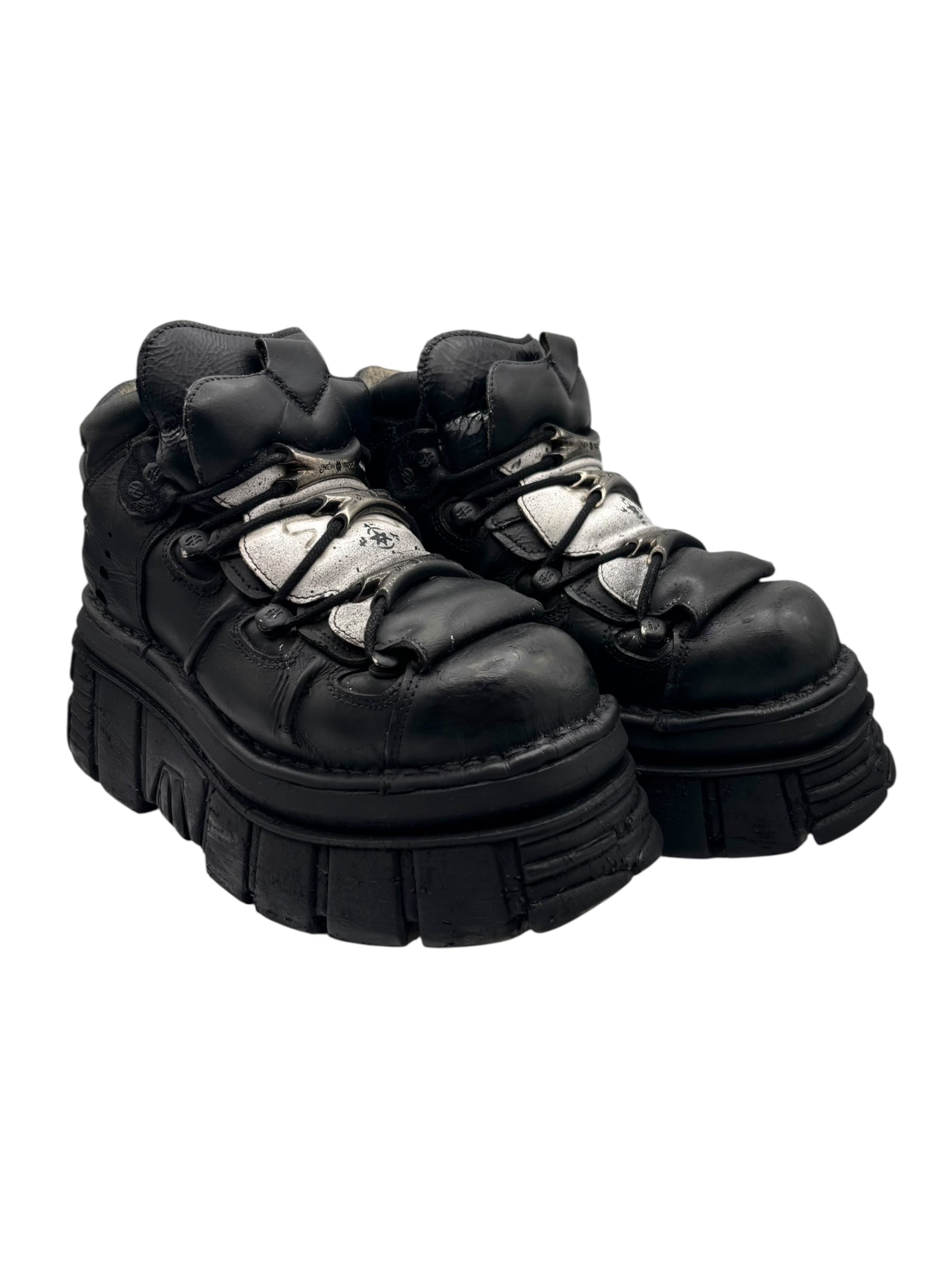 New Rock M-106 black and white platform boots size 42
