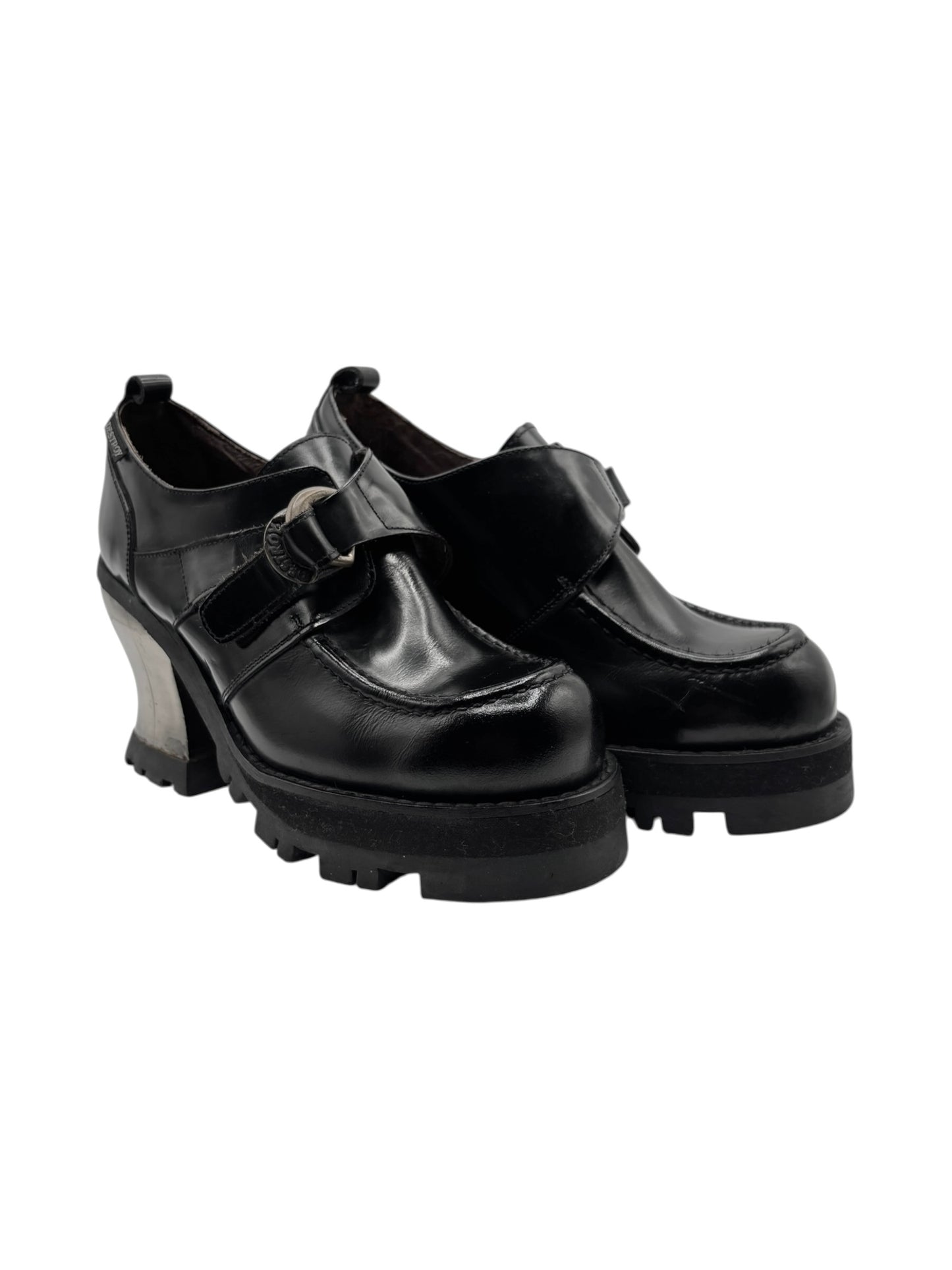 Vintage Destroy buckle loafers