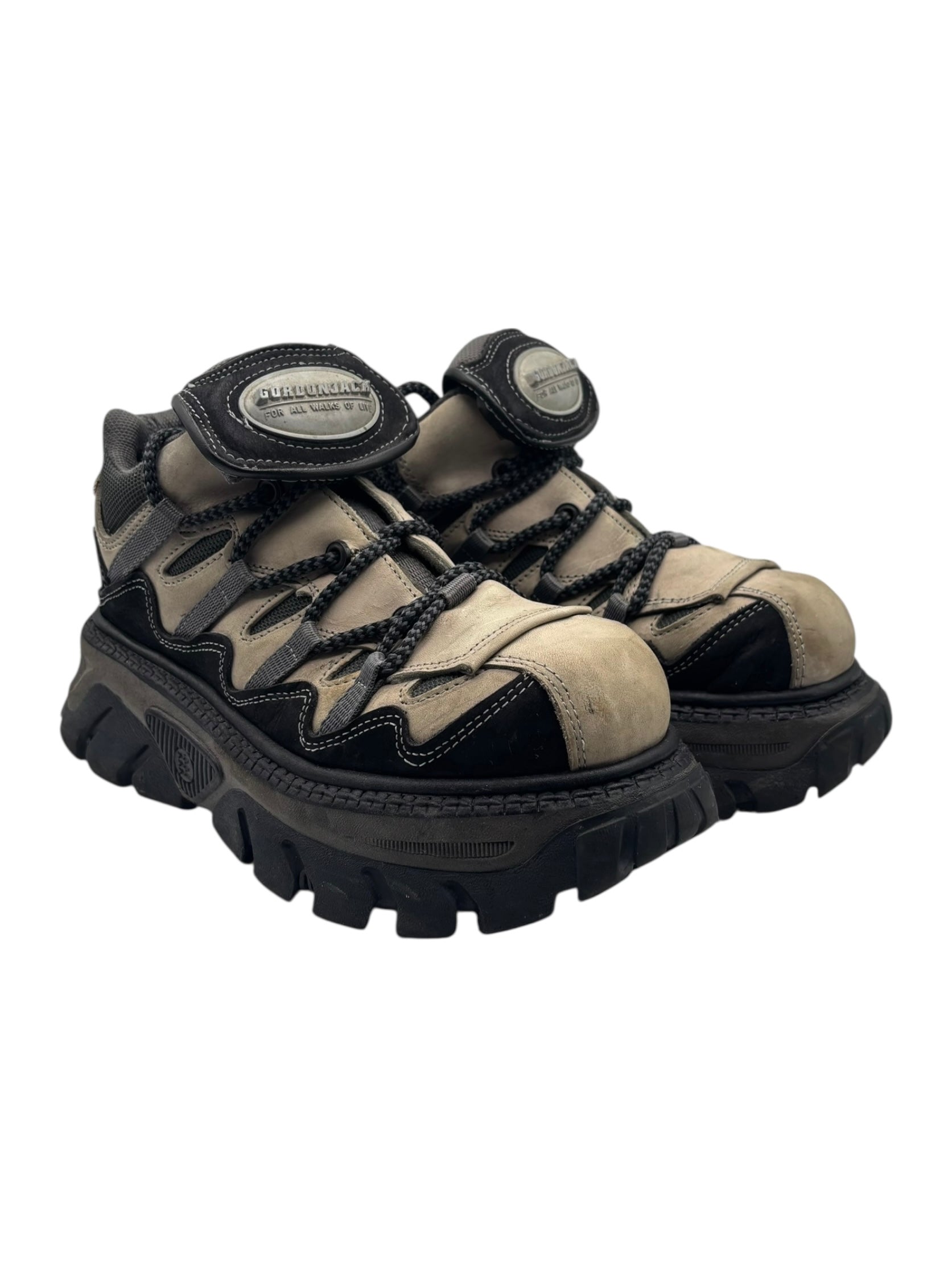 Vintage Gordon Jack black/beige platform boots size 41