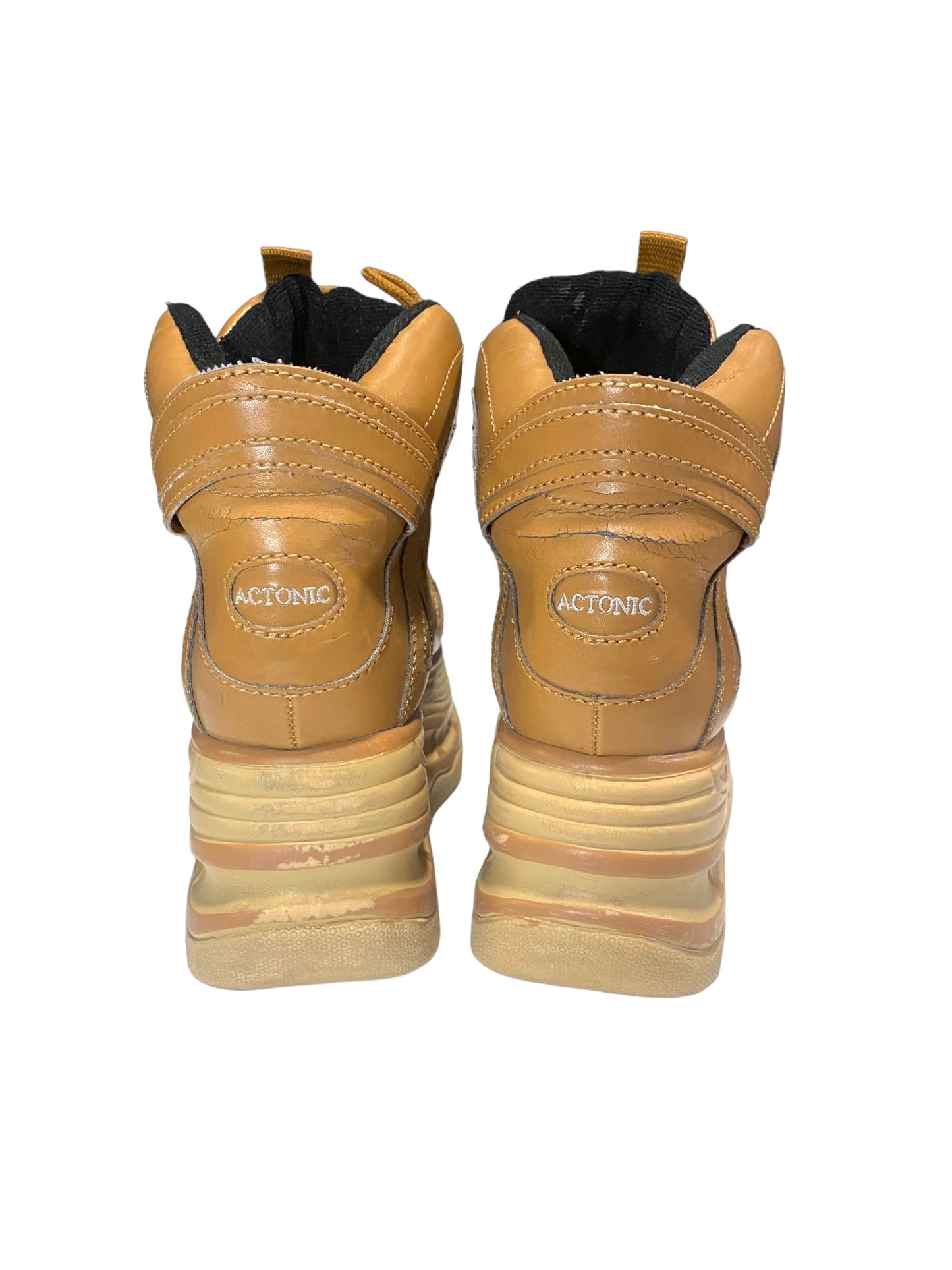 Vintage Actonic leather platform boots size 39