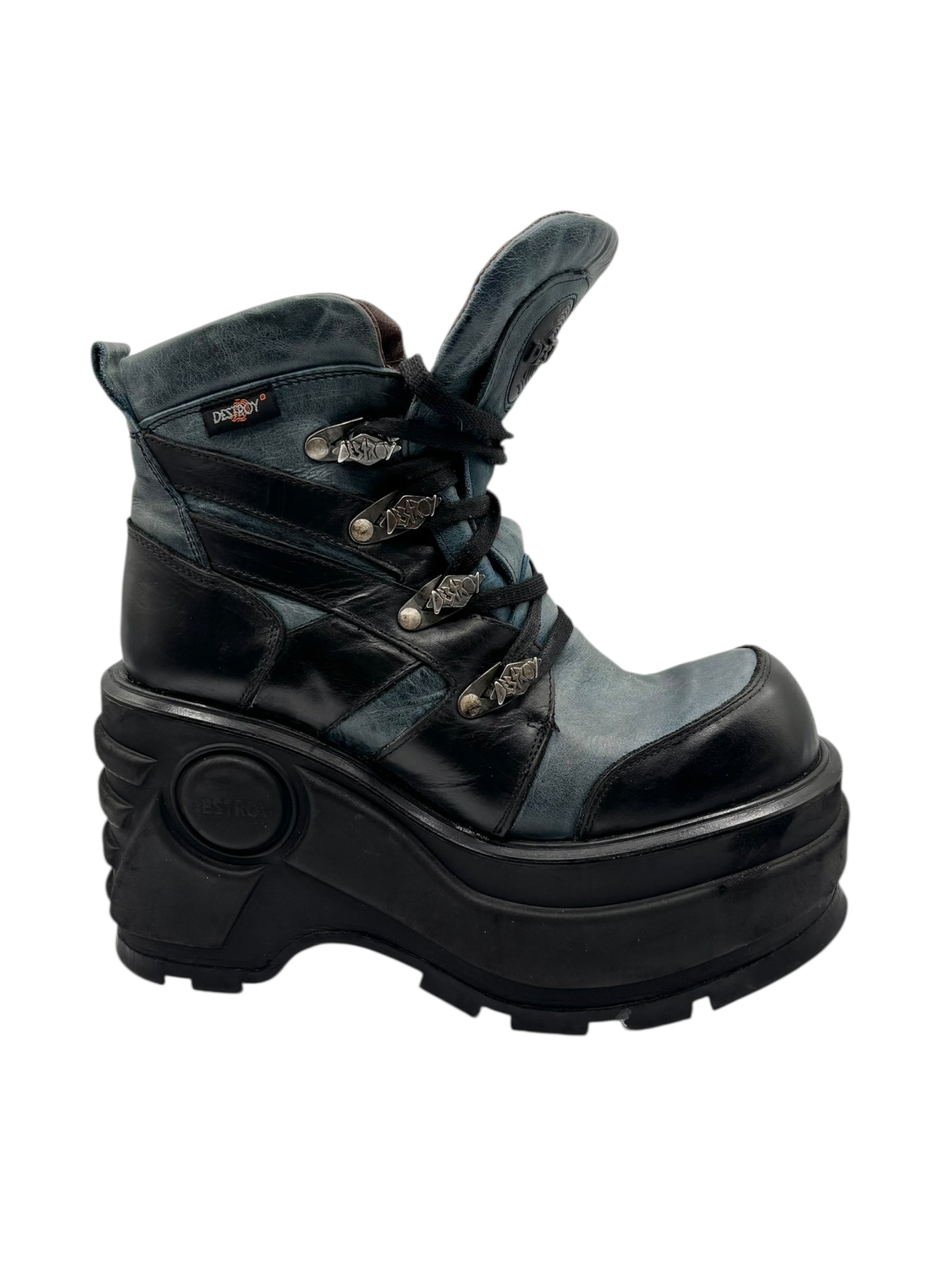 Vintage Destroy blue platform boots size 38