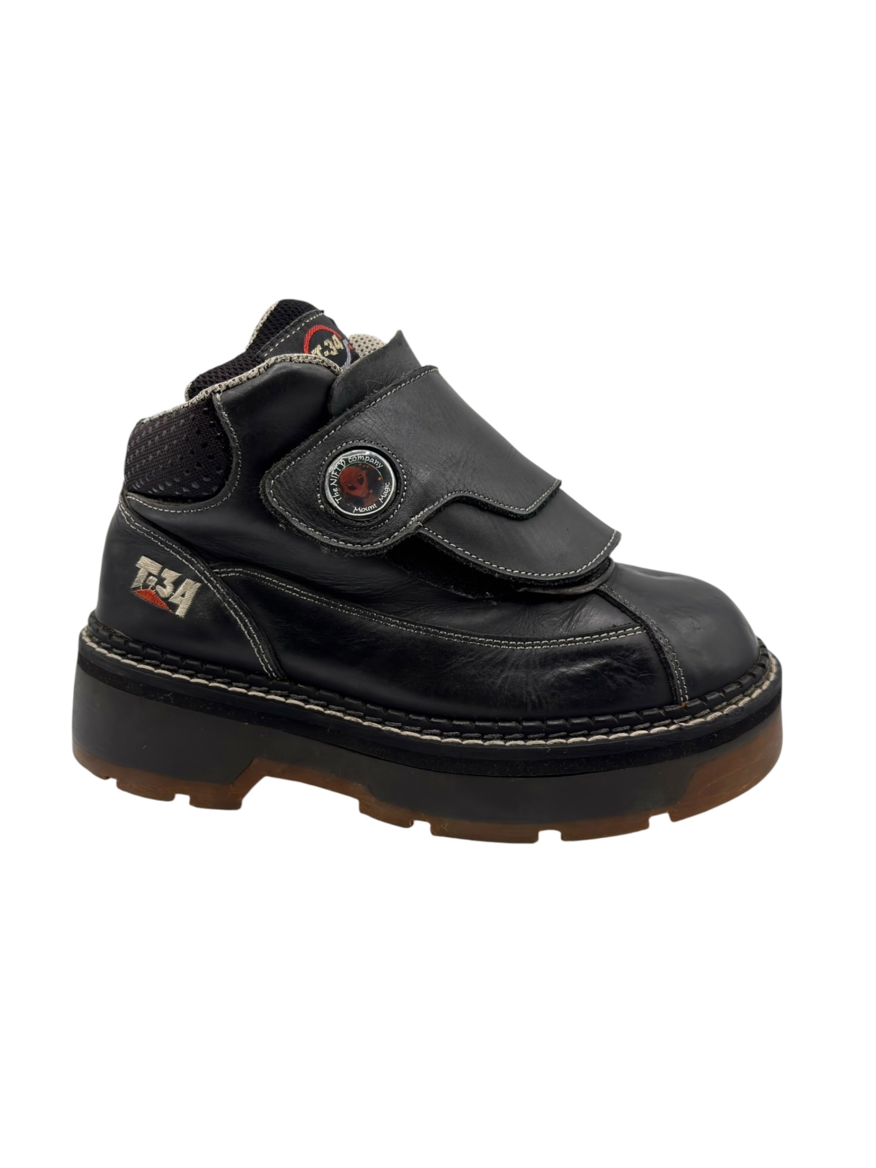 Vintage ART T-34 black platform boots size 38