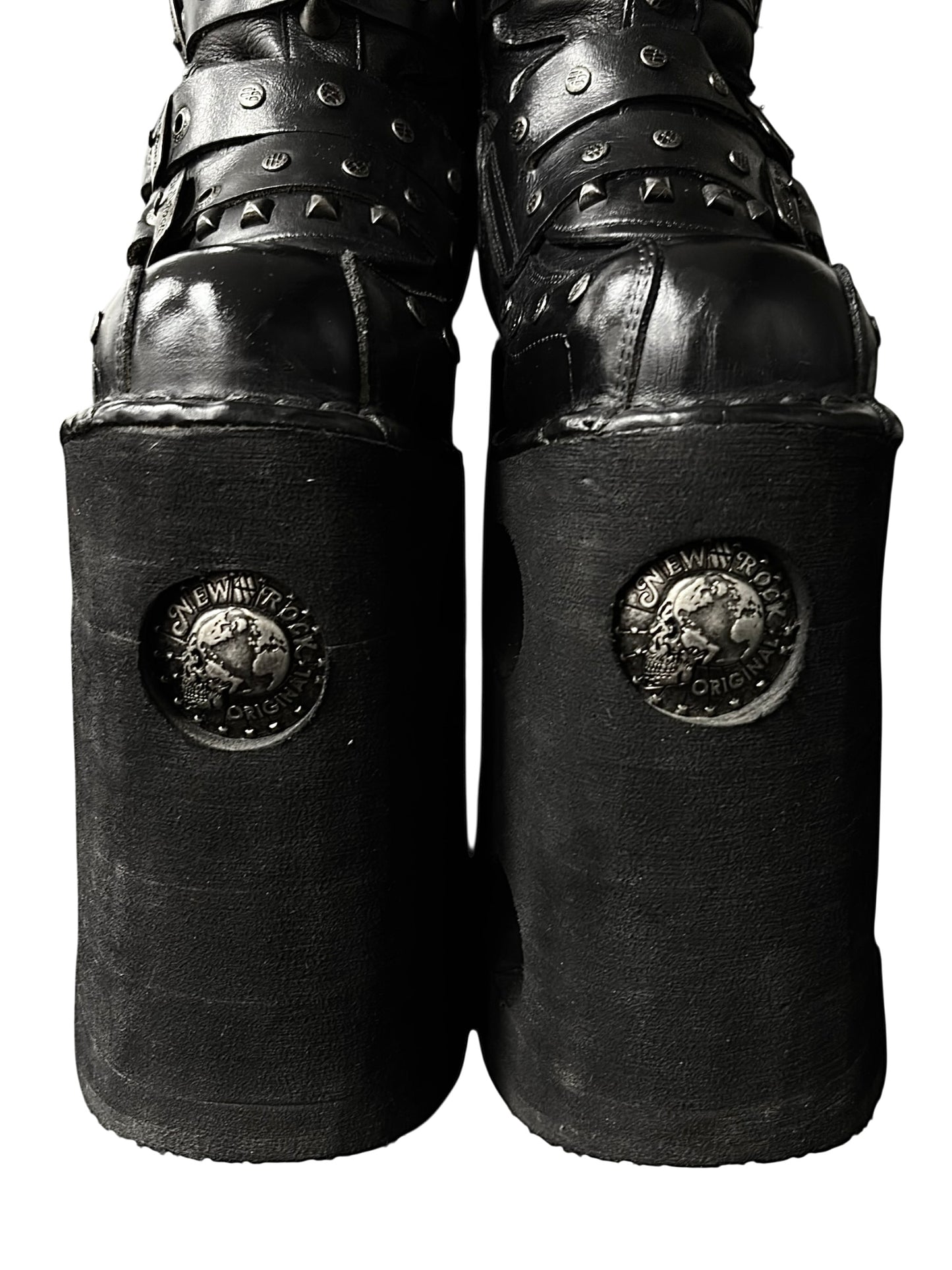 Super rare, vintage New Rock studded double neptuno knee high platform boots size 40
