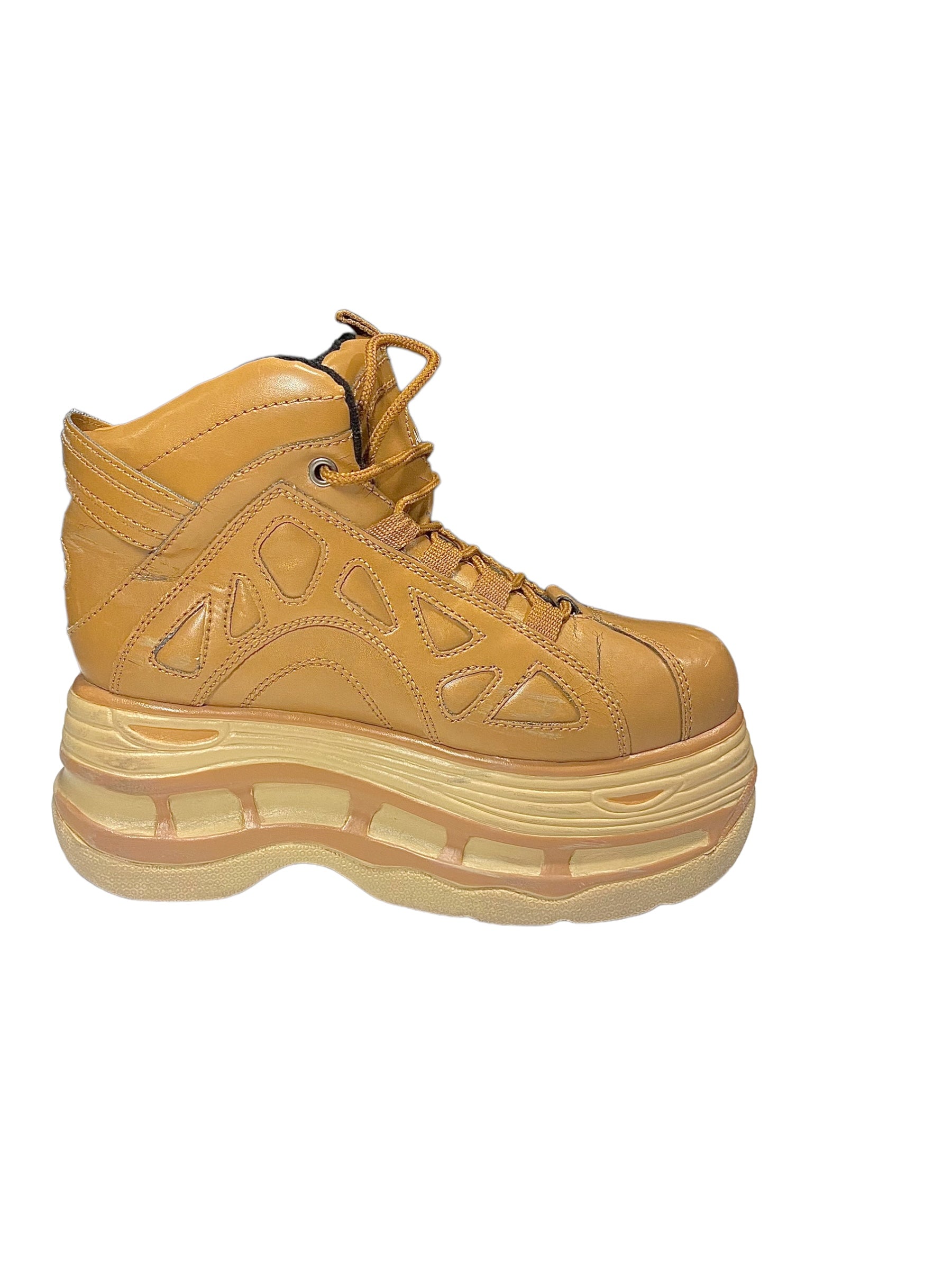 Vintage Actonic leather platform boots size 39