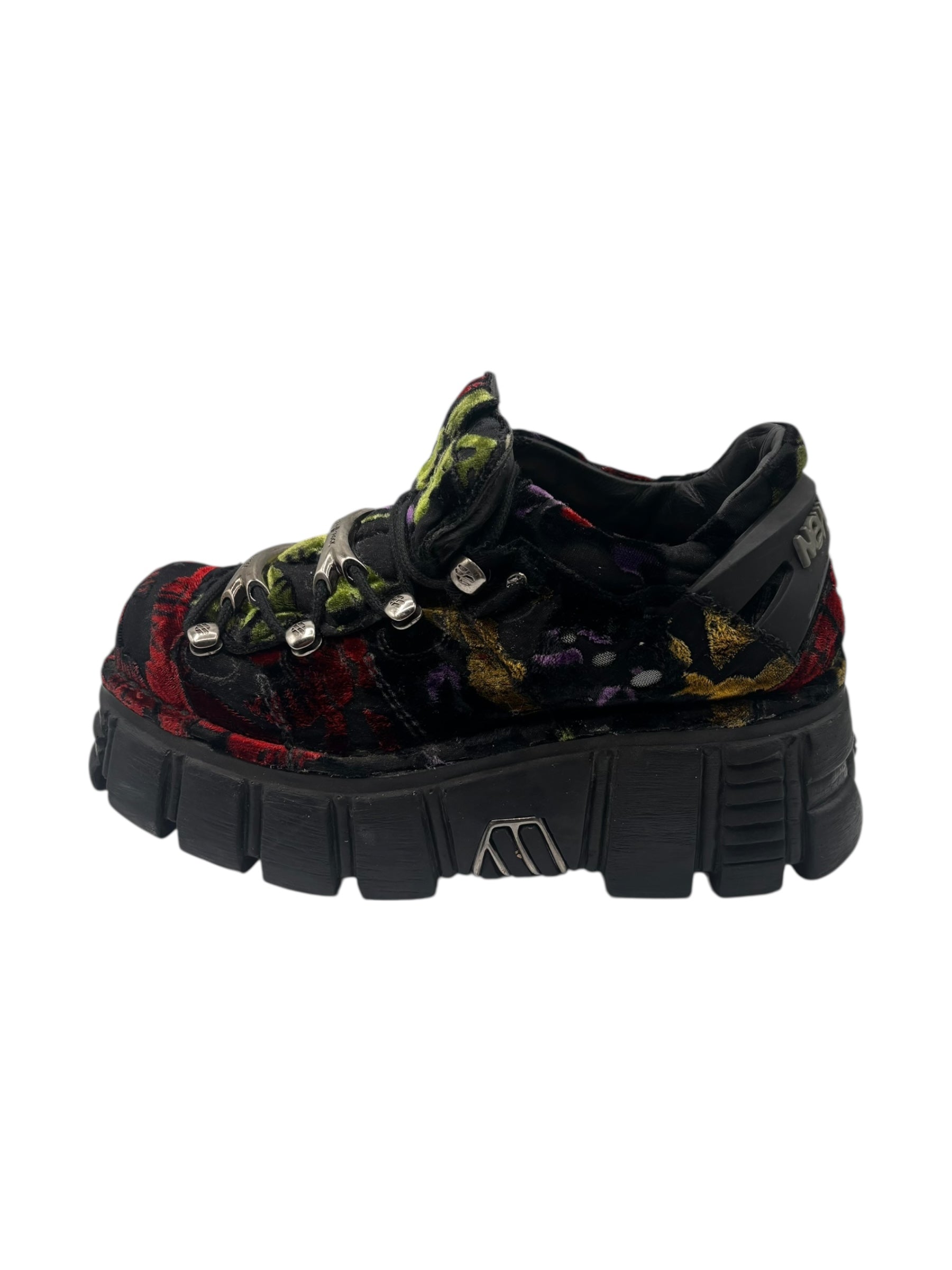 New Rock M106 flower pattern platform boots size 40