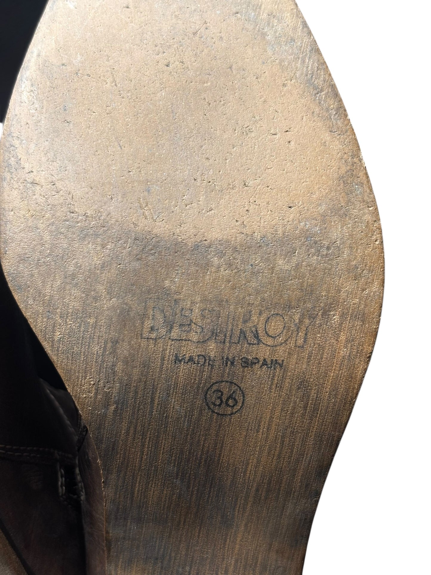 Vintage Destroy brown pointy leather boots size 36