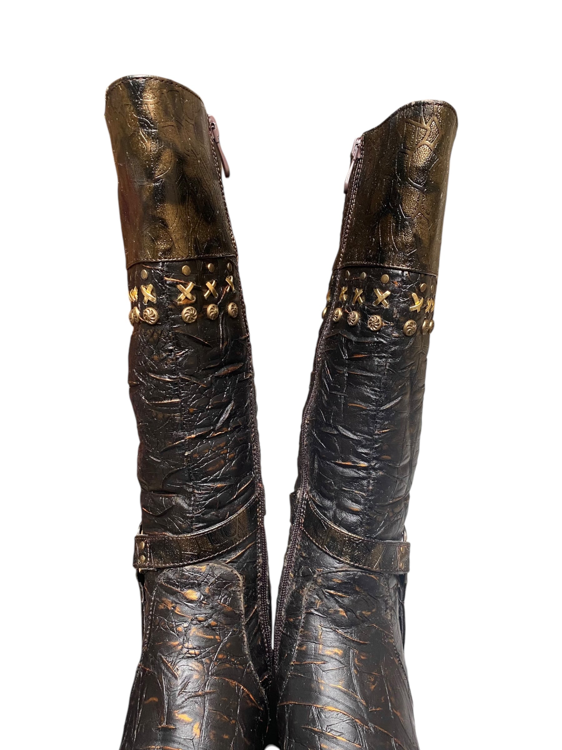 Vintage leather golden pattern boots. size 37