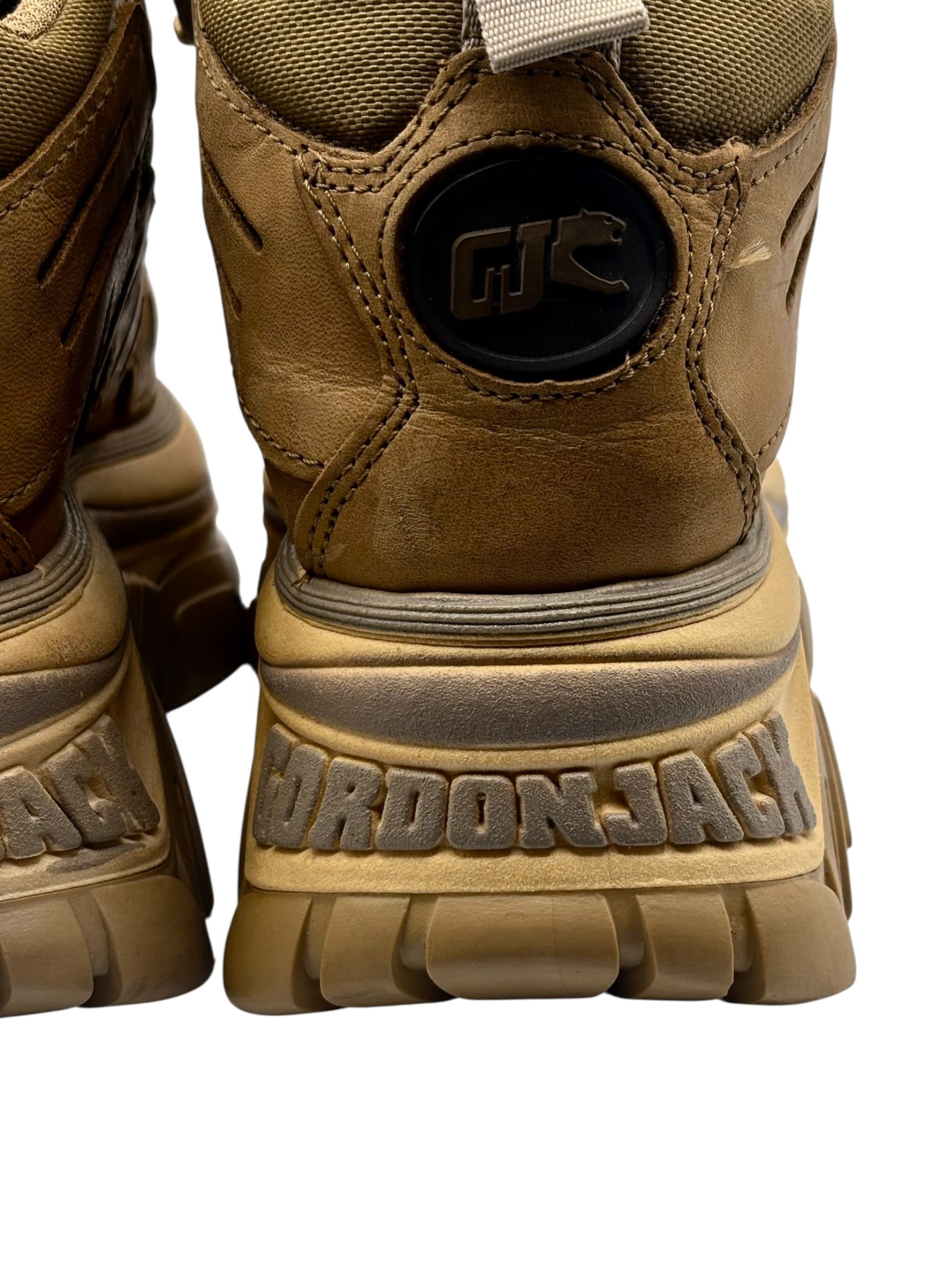 Vintage Gordon Jack beige platform boots size 36