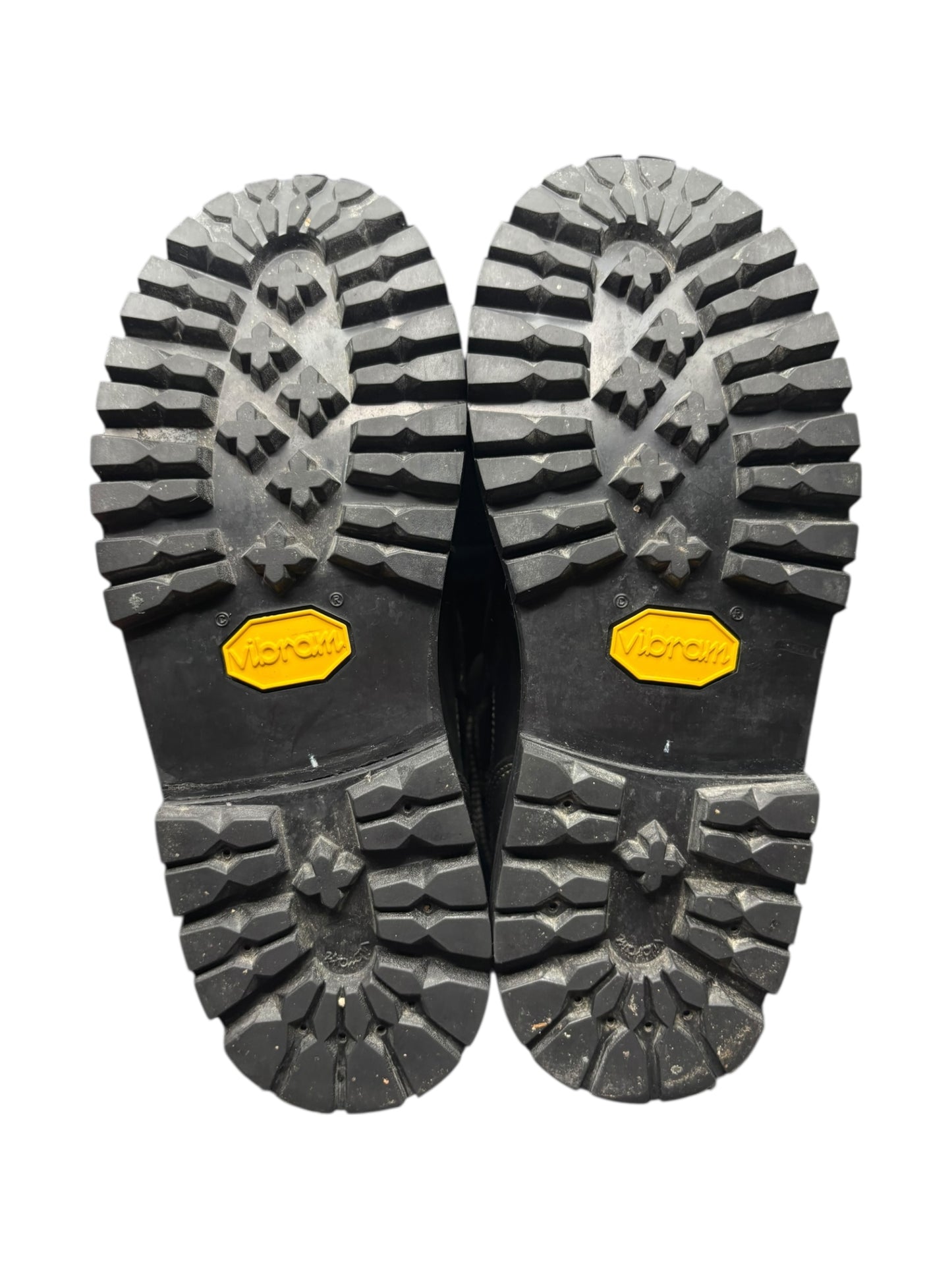 Vintage ART metal clasp platform boots size 36