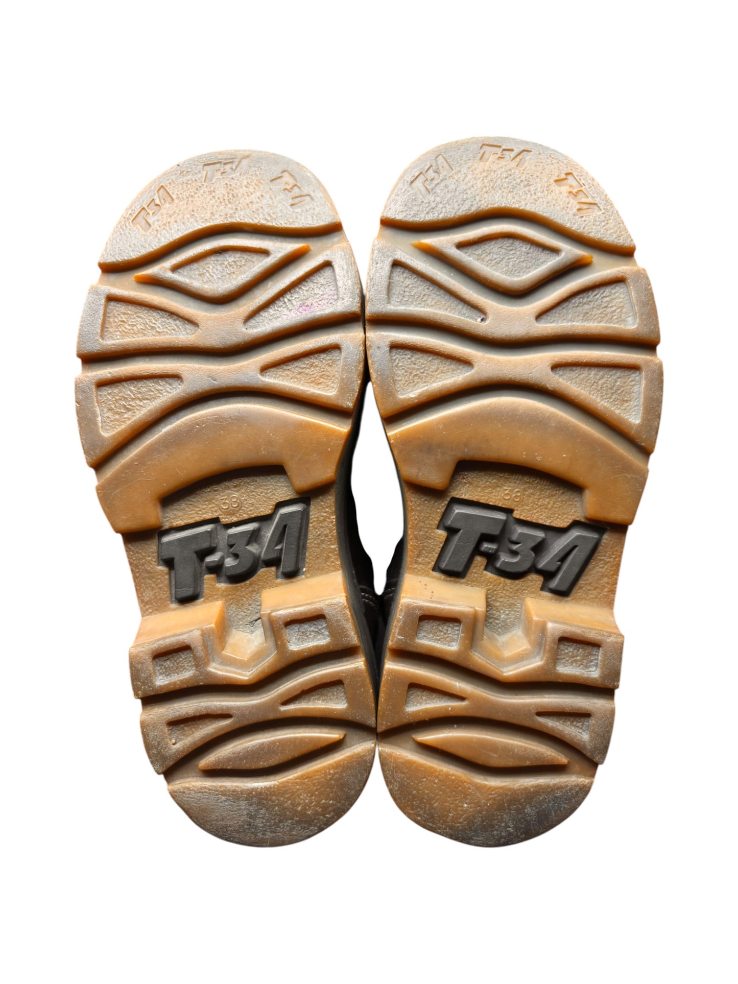 Vintage ART T-34 black platform boots size 38