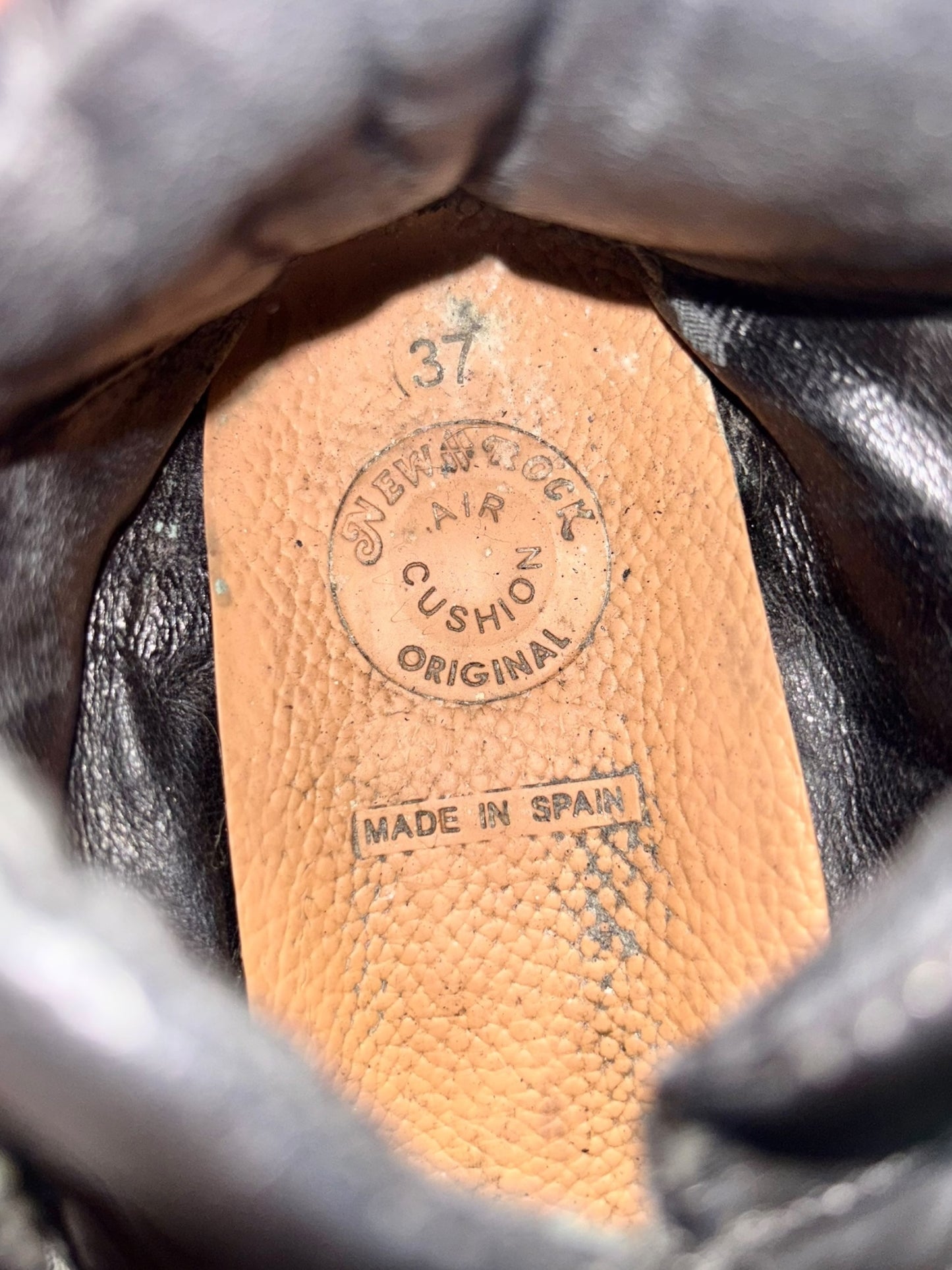 New Rock M-106 all black platform boots size 37