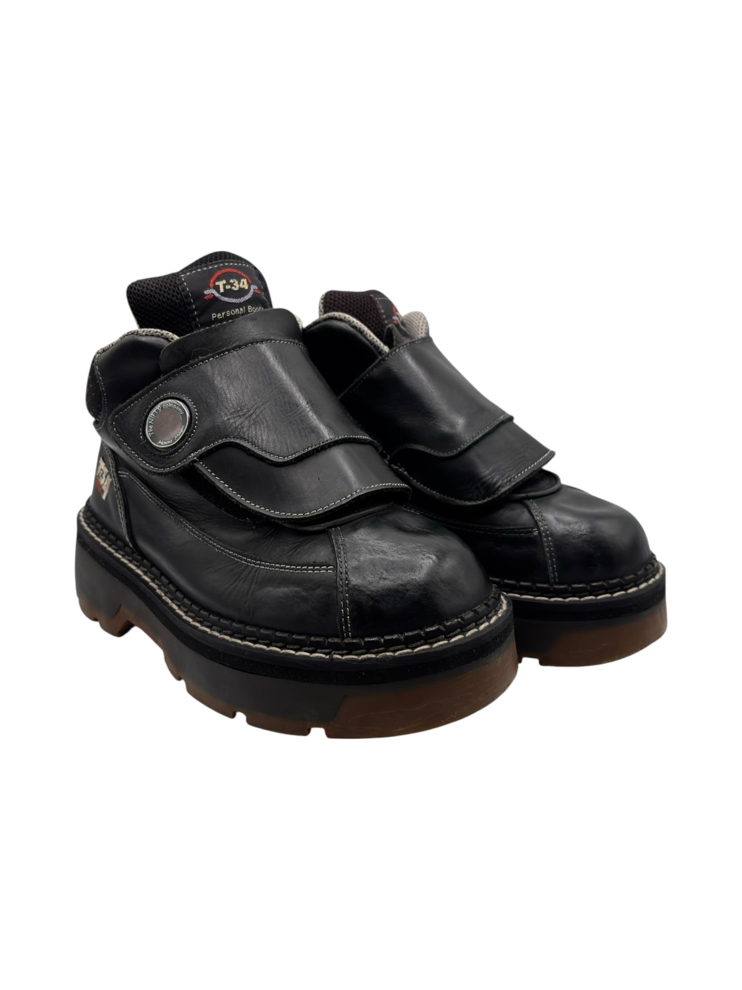 Vintage ART T-34 black platform boots size 38