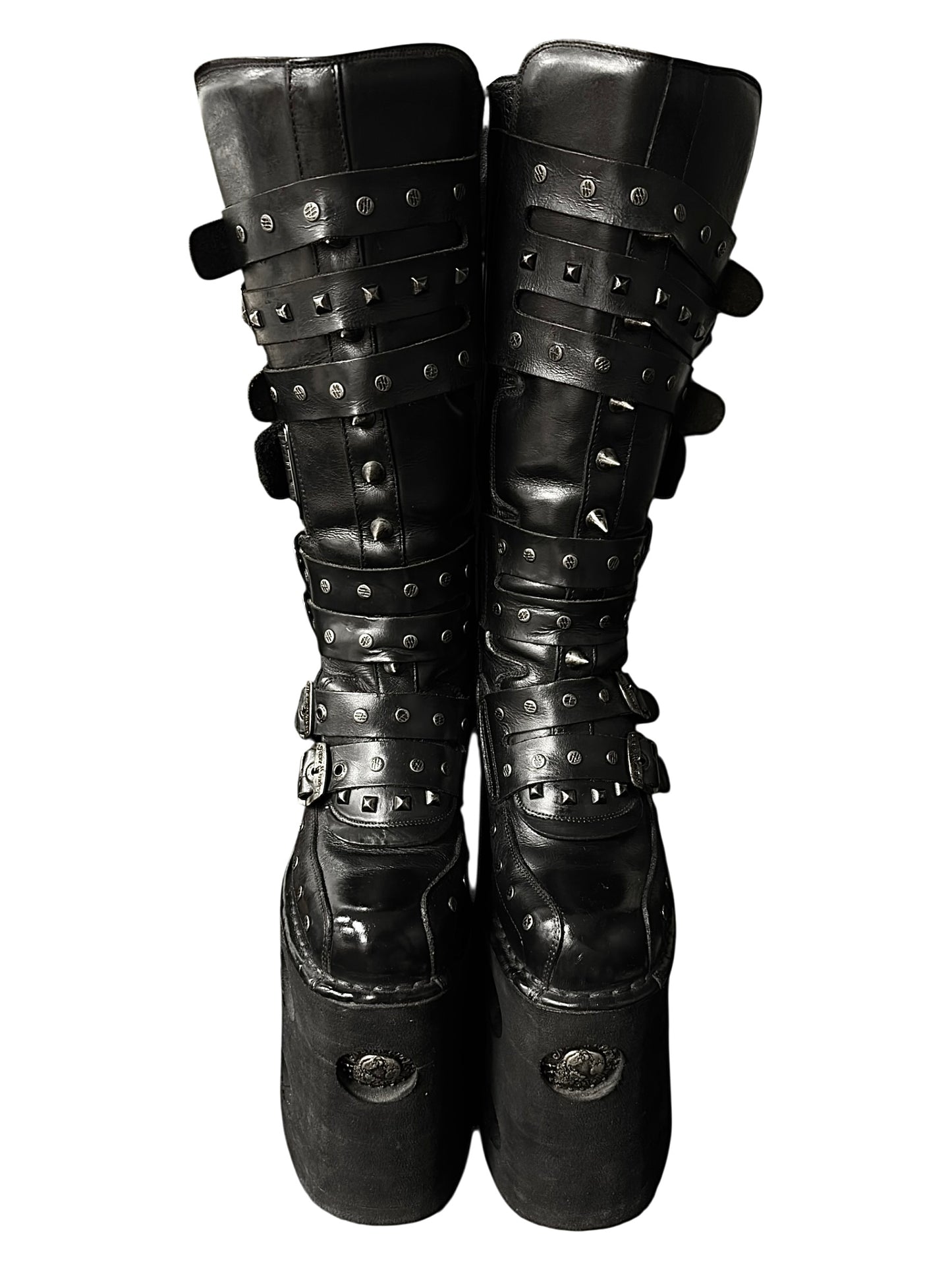 Super rare, vintage New Rock studded double neptuno knee high platform boots size 40