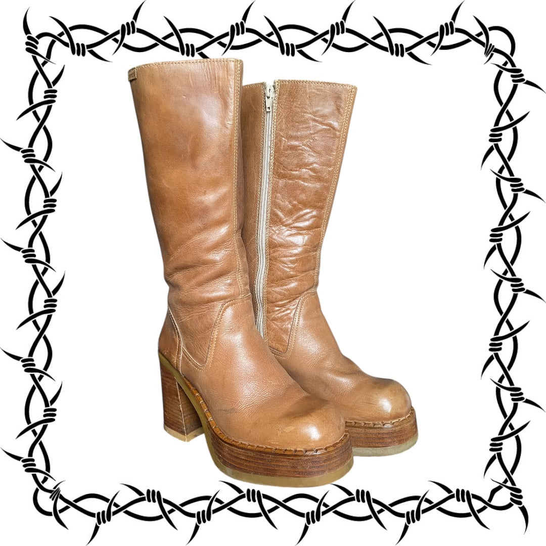 Vintage Destroy block platform leather boots size 41