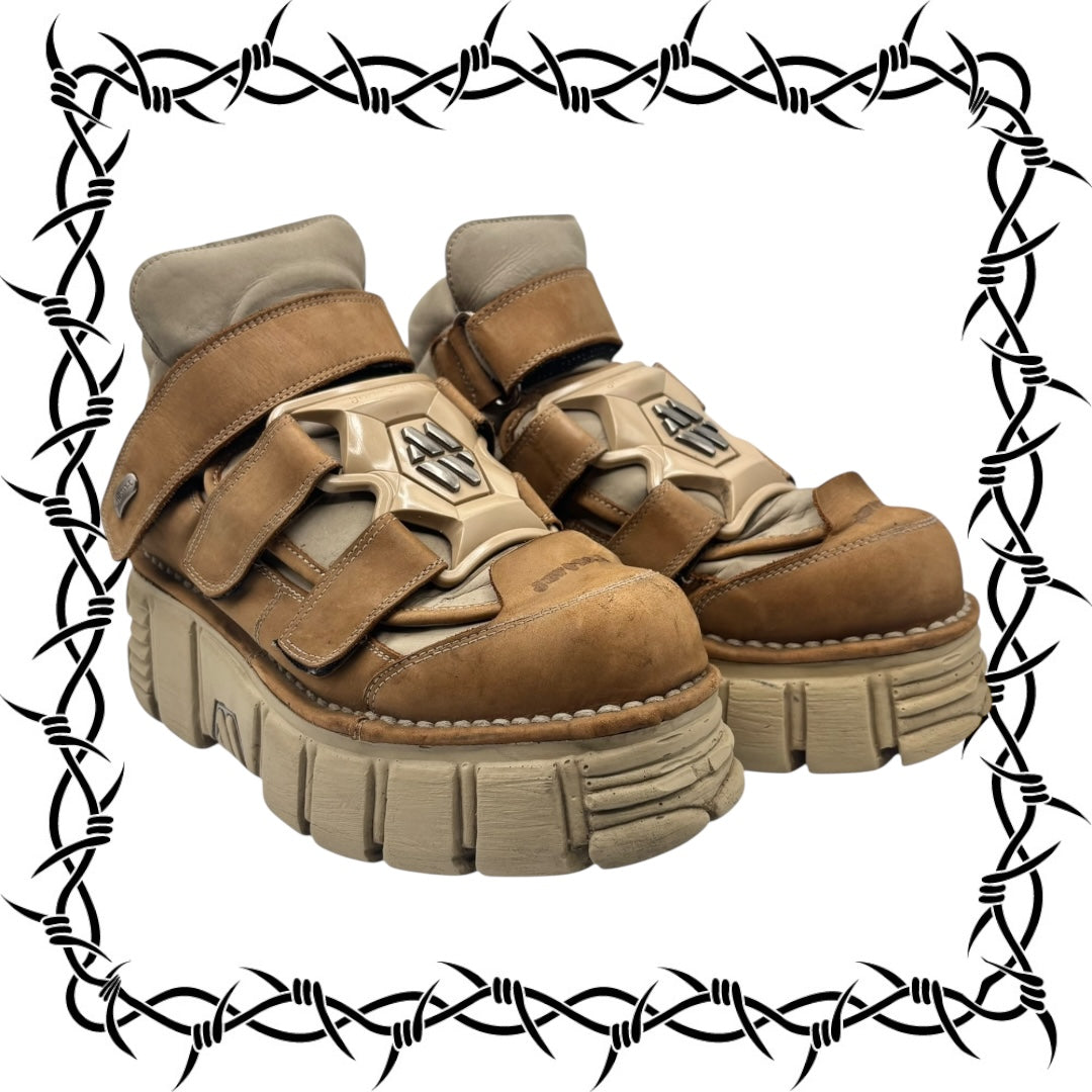 Vintage New Rock M-285 brown/beige platform boots size 41