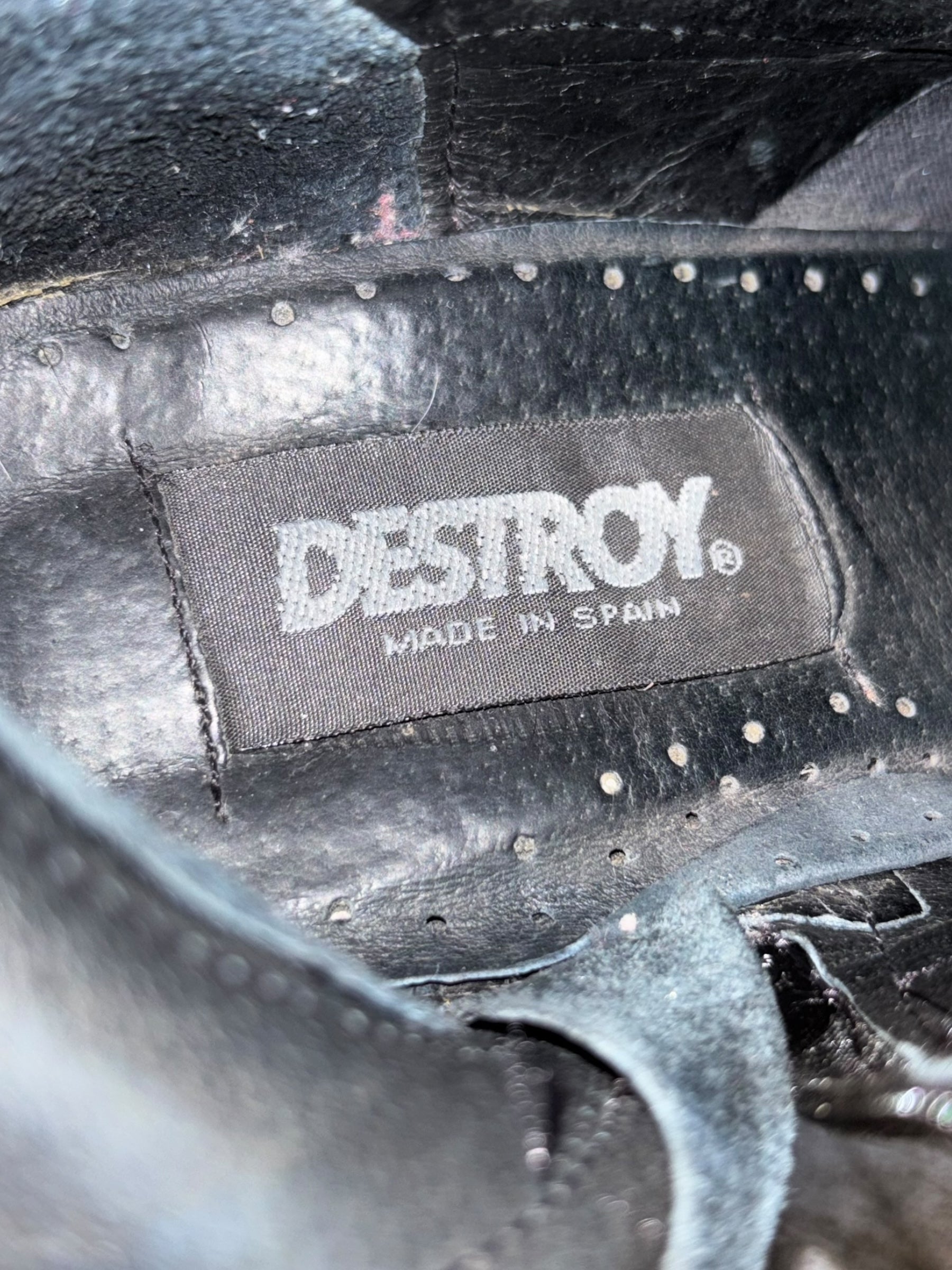 Beautiful vintage 90s Destroy knee high black block platform boots size 38