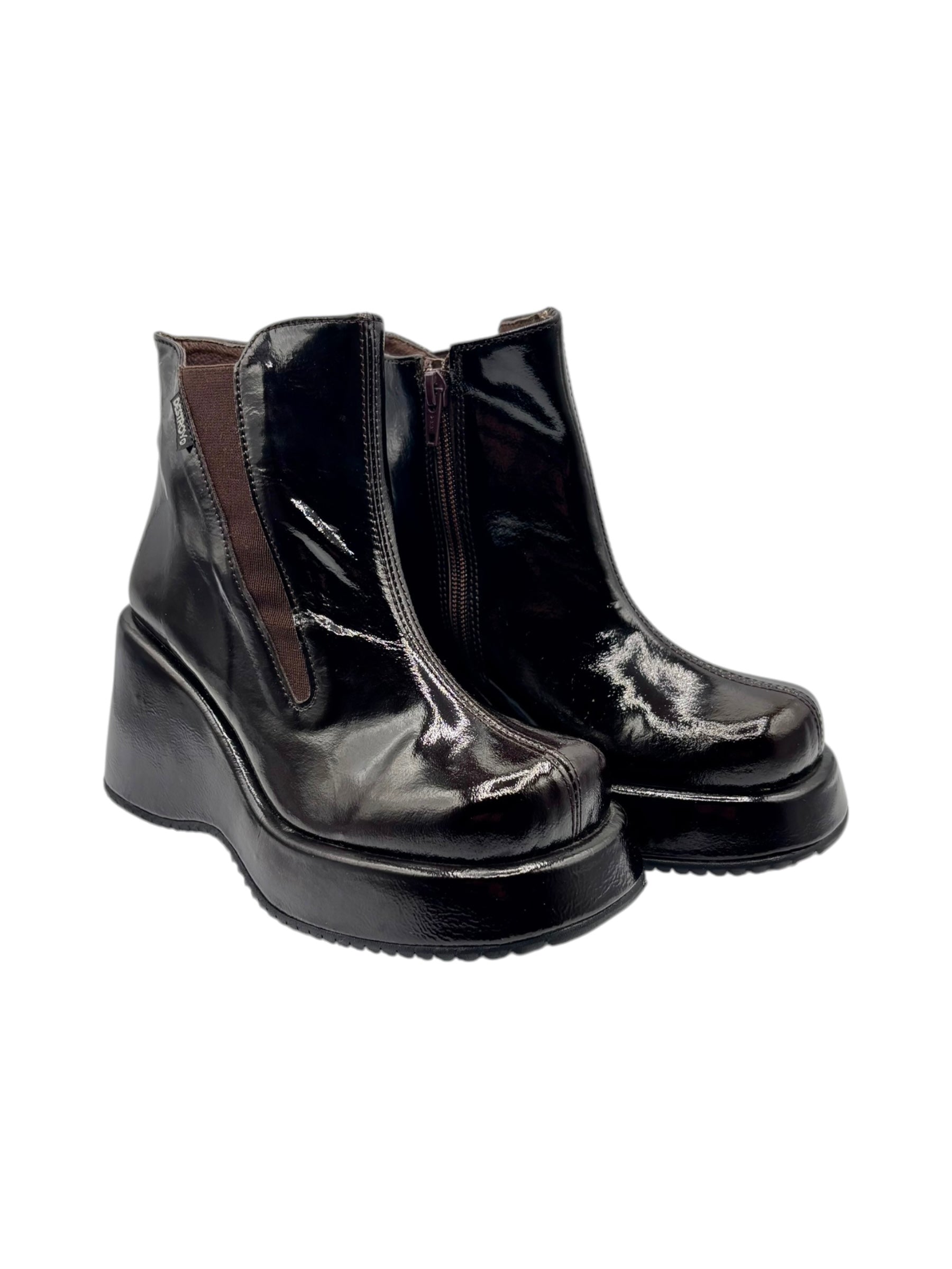 Vintage Destroy patent leather platform boots size 37