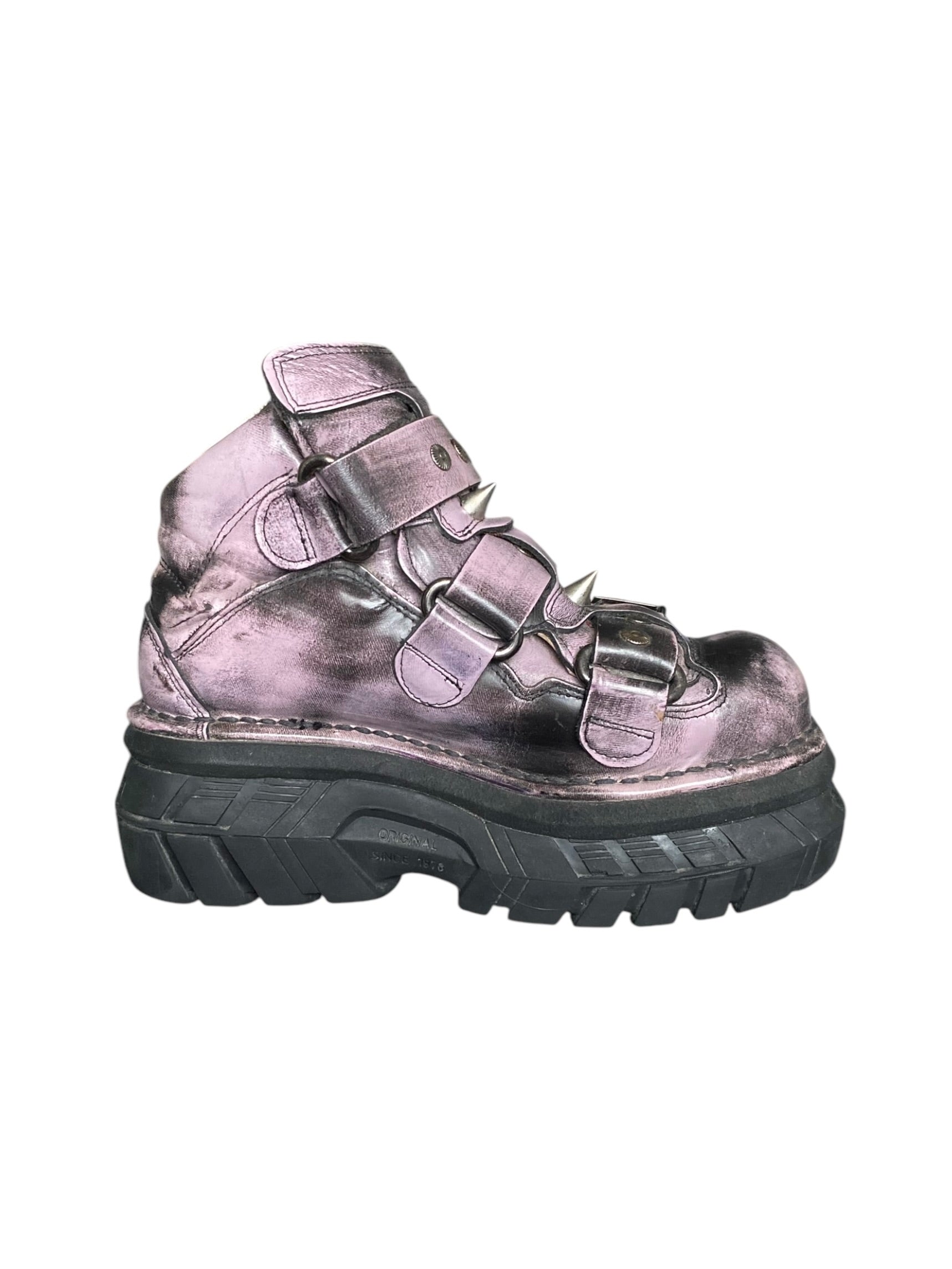 Vintage New Rock pink platform boots size 39