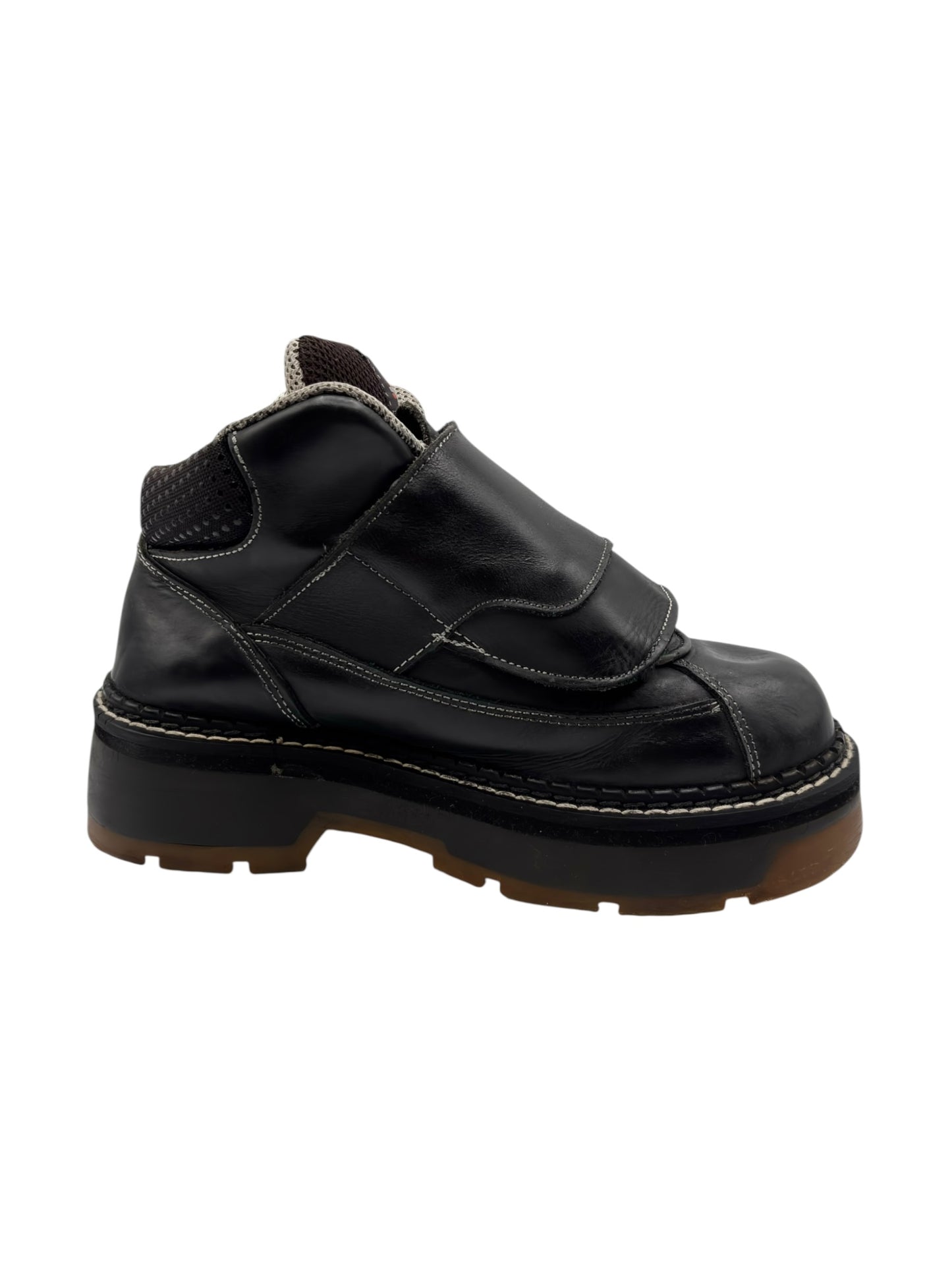 Vintage ART T-34 black platform boots size 38