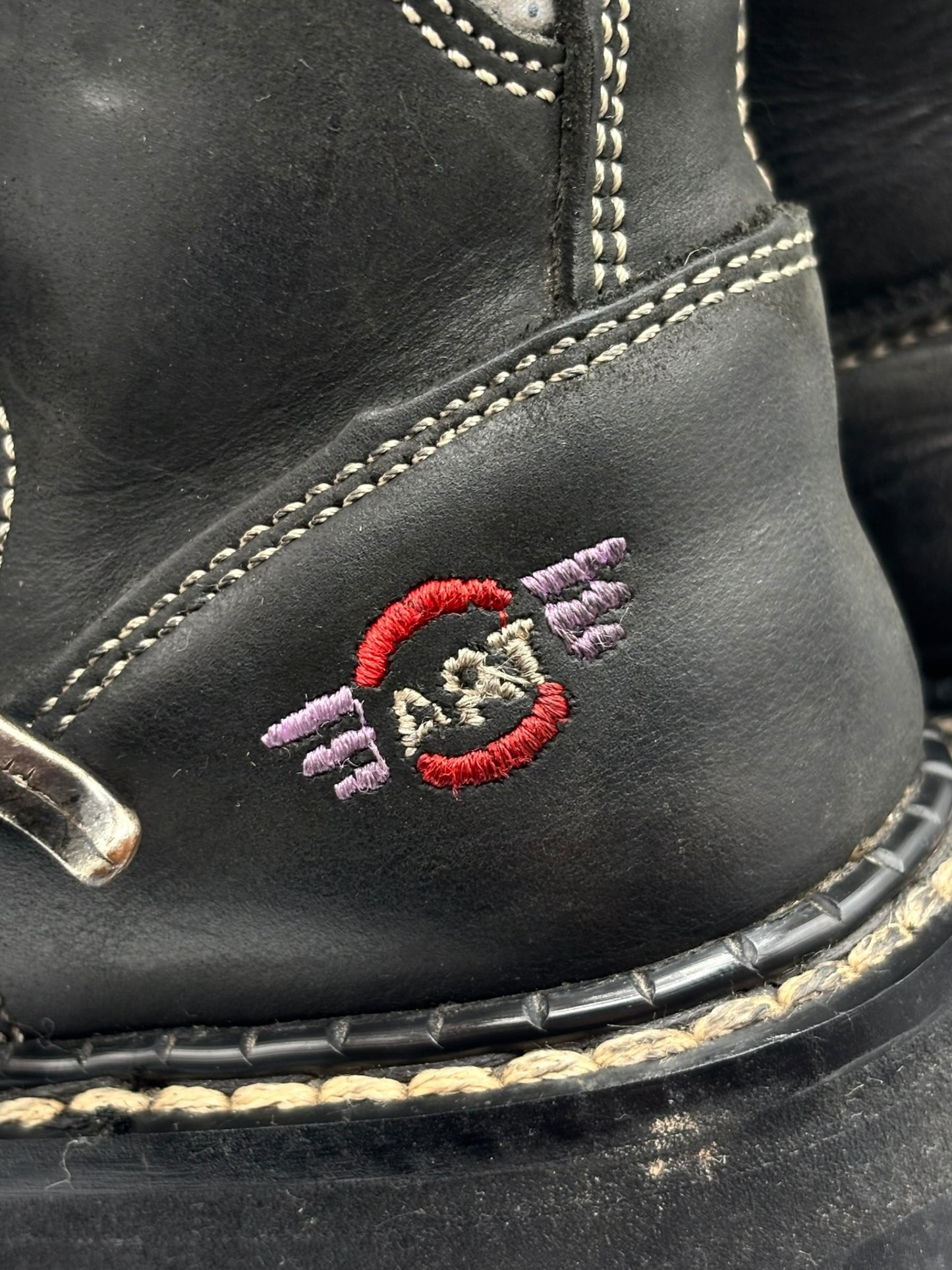 Vintage ART metal clasp platform boots size 36