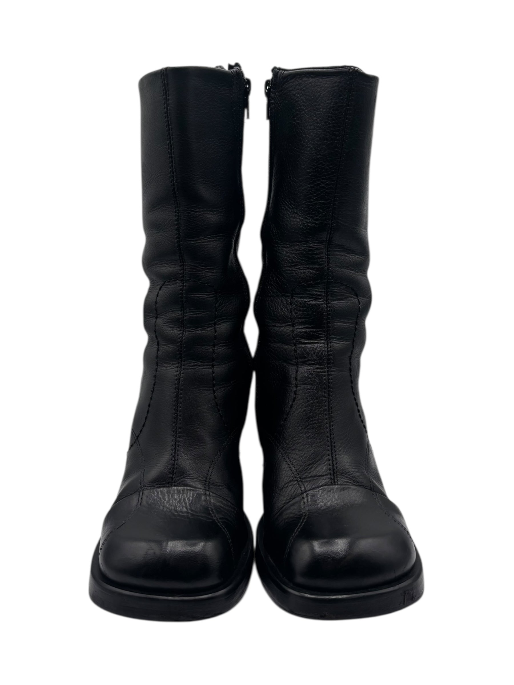 Beautiful vintage 90s Destroy black boots size 38