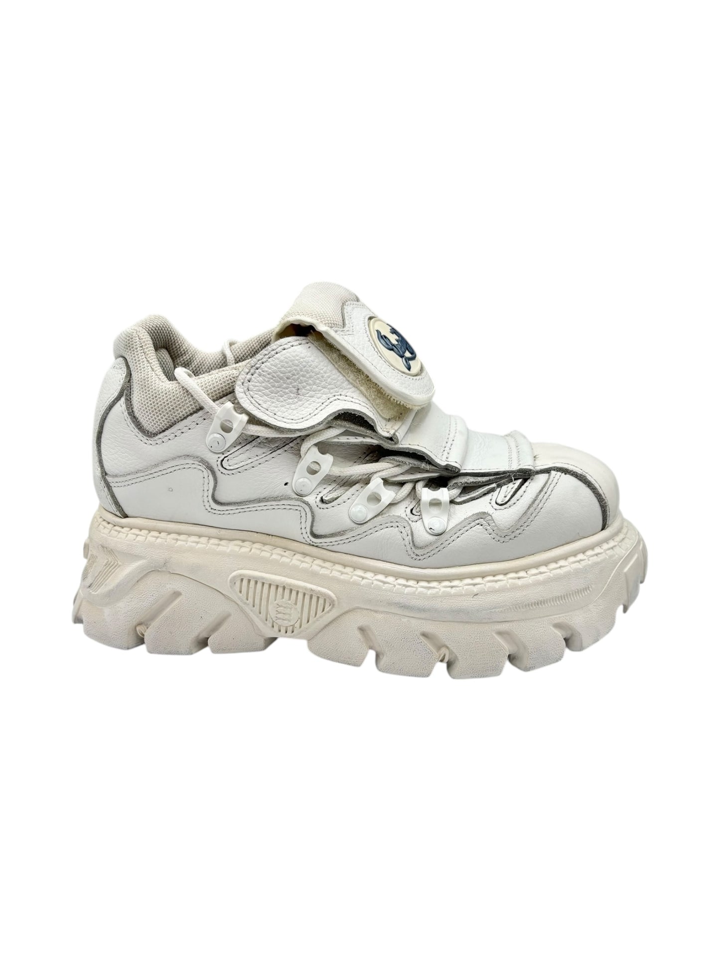 Vintage Gordon Jack white platform boots size 39