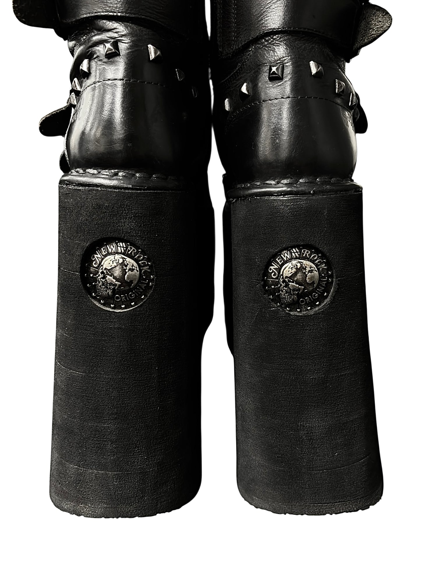 Super rare, vintage New Rock studded double neptuno knee high platform boots size 40