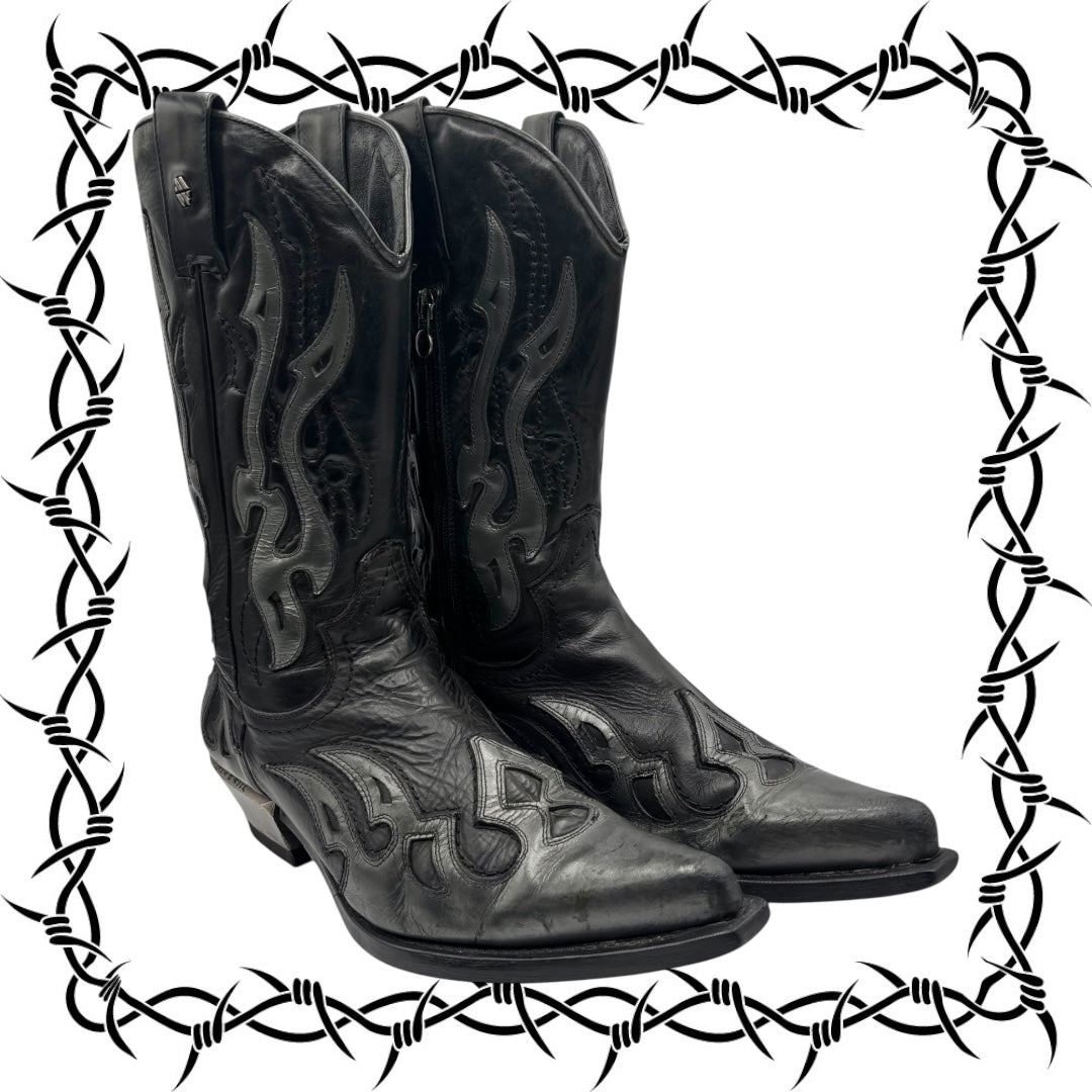 Beautiful vintage New Rock grey flame leather cowboy boots size 42