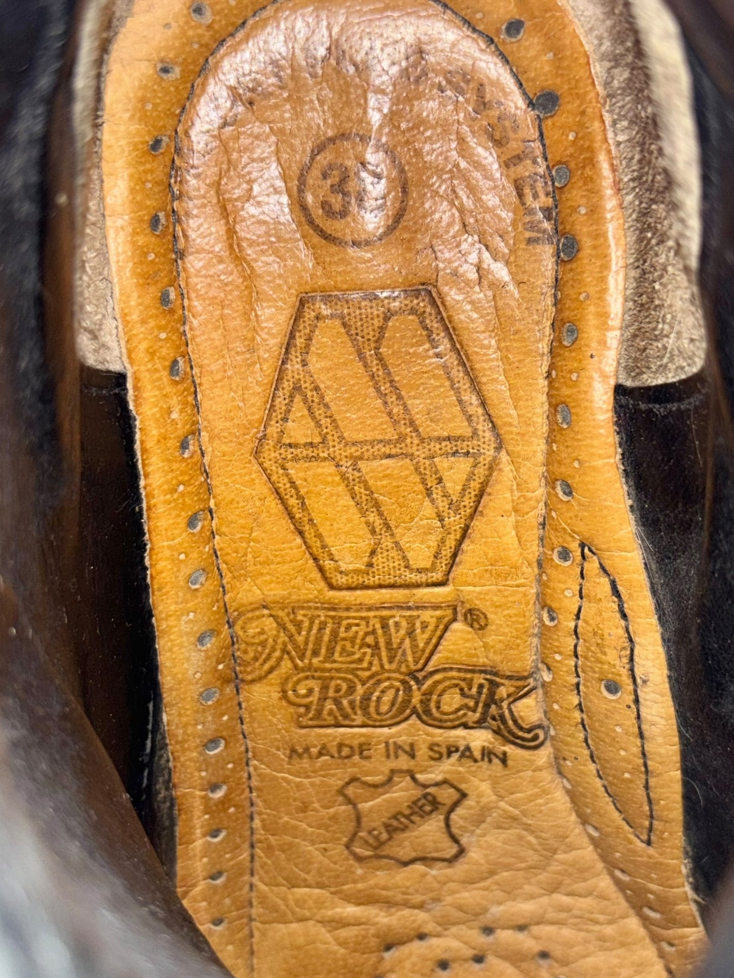 Vintage New Rock black and red leather heels size 37