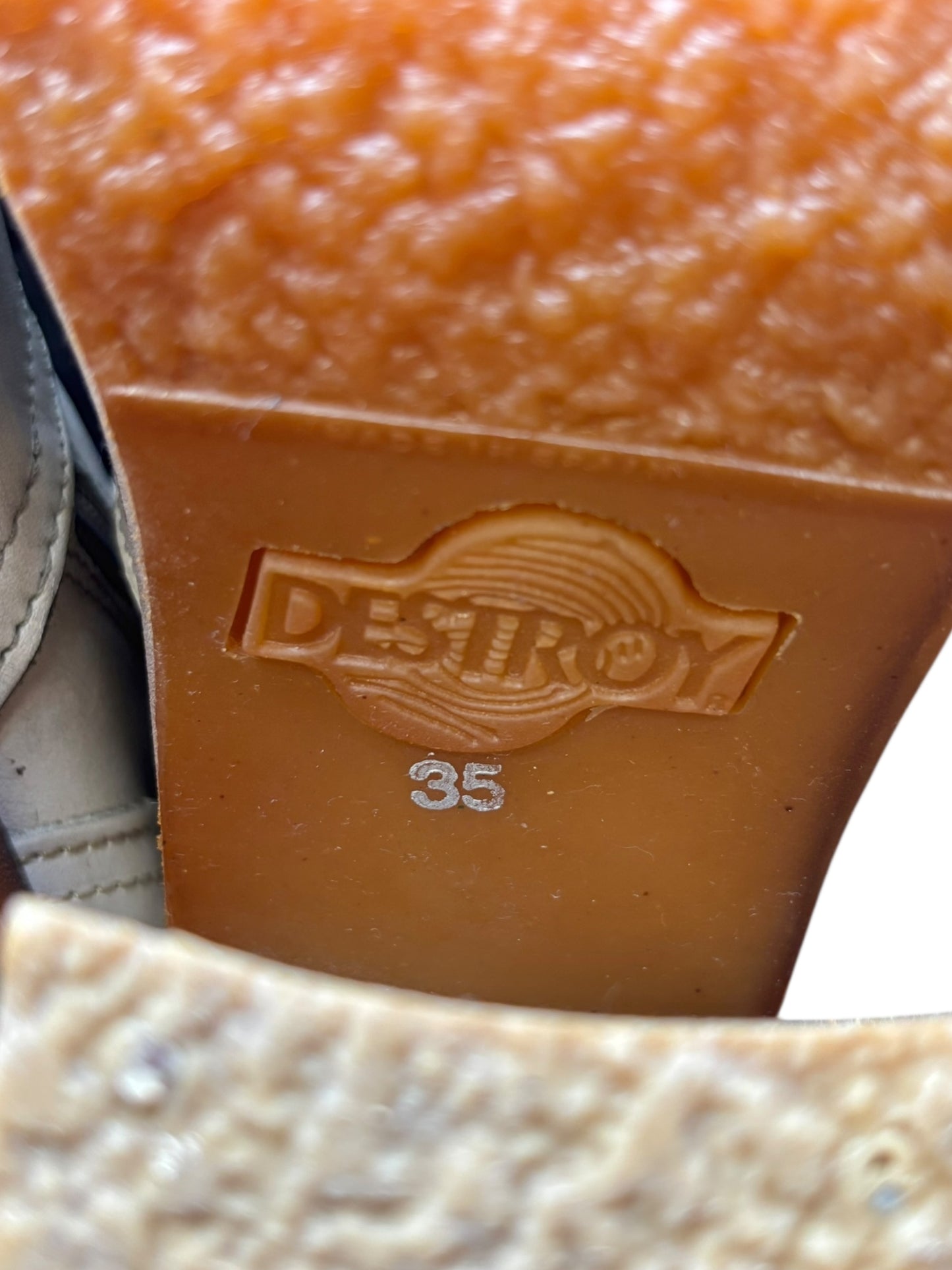 Beautiful vintage 90s Destroy ankle cream block platform boots size 35