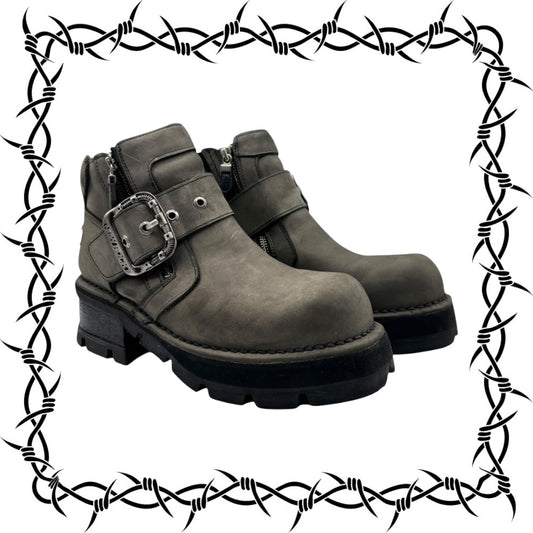 Vintage New Rock leather ankle boots size 41