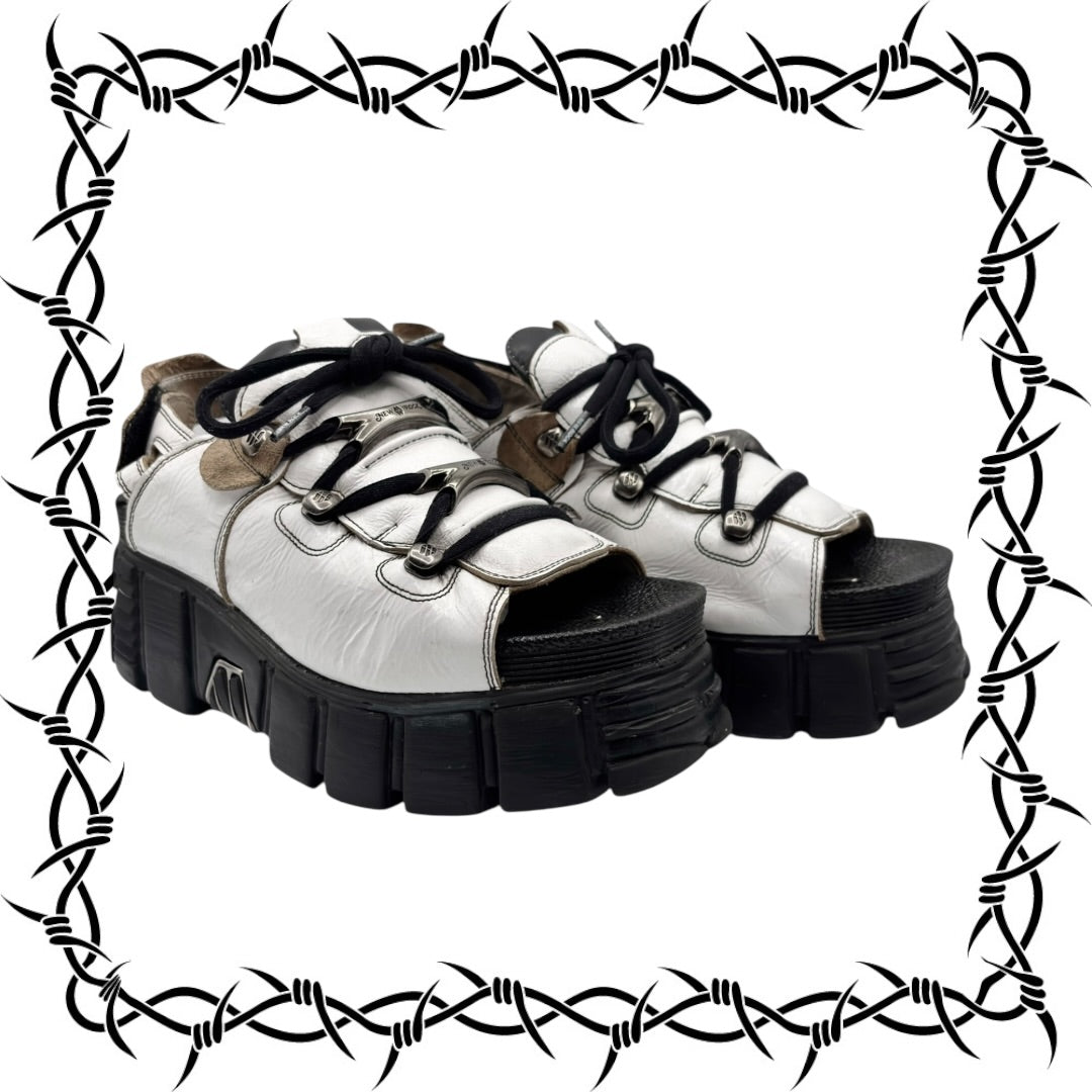 Vintage New Rock white platform sandals size 40