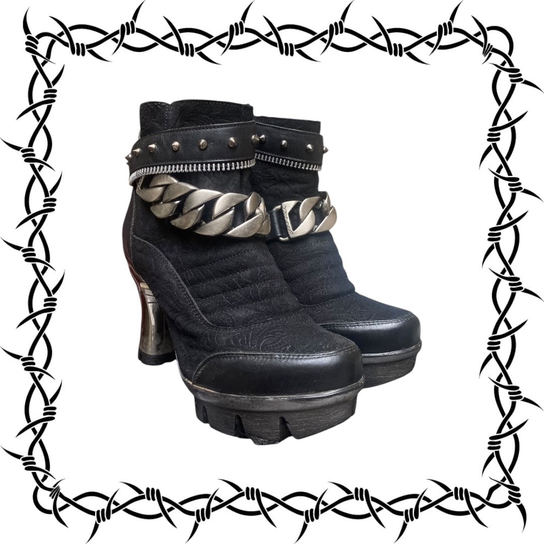 Rare vintage New Rock leather heels size 37