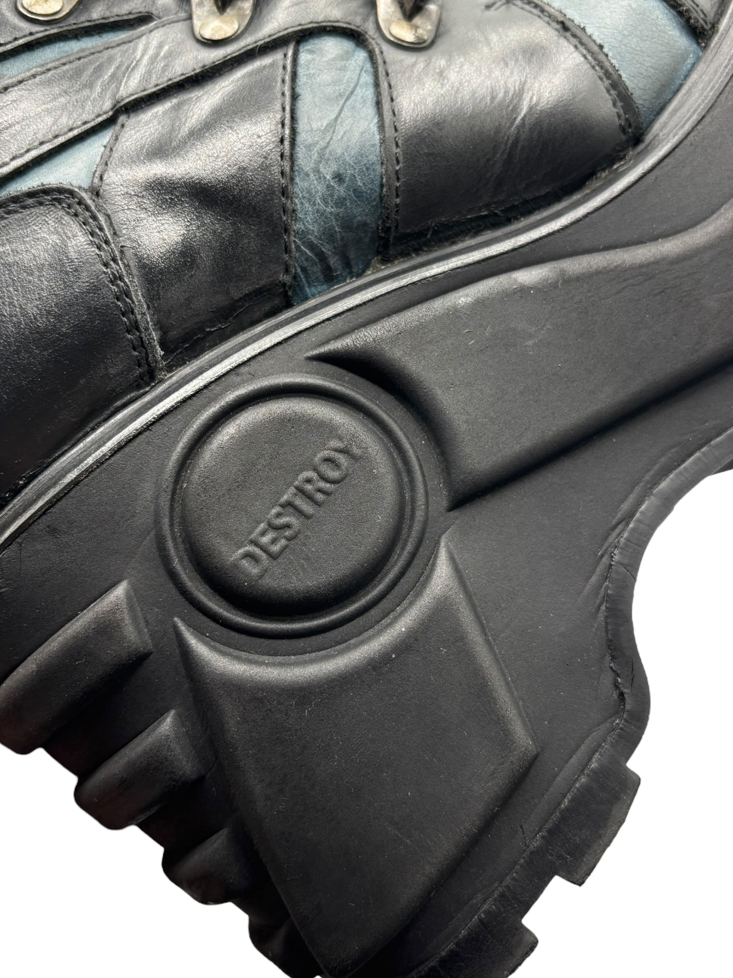 Vintage Destroy blue platform boots size 38