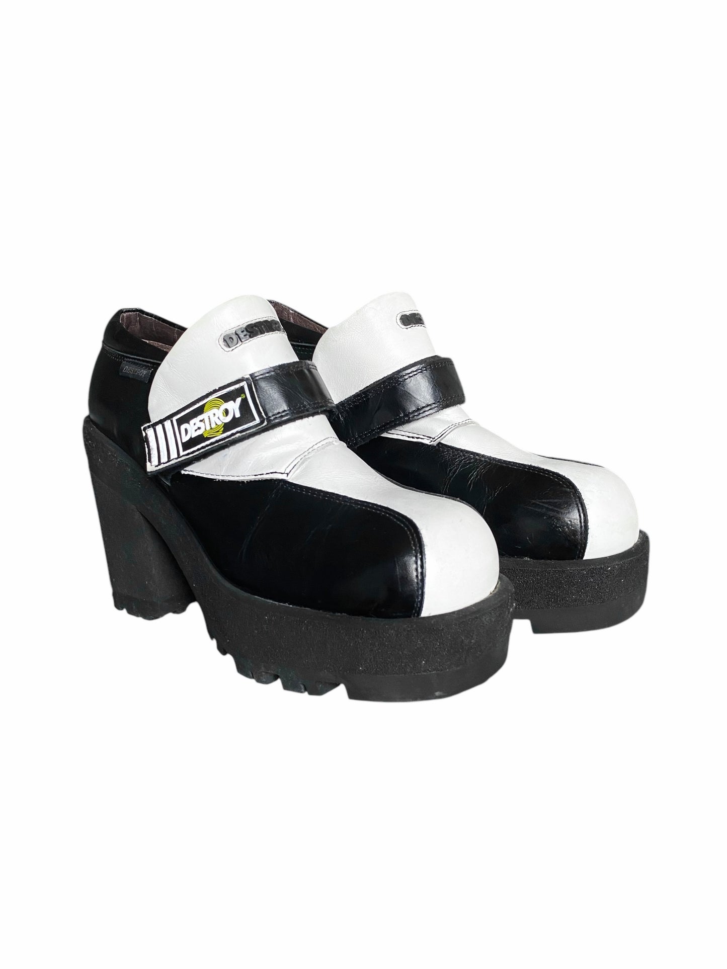 Vintage Destroy black and white leather loafers size 40