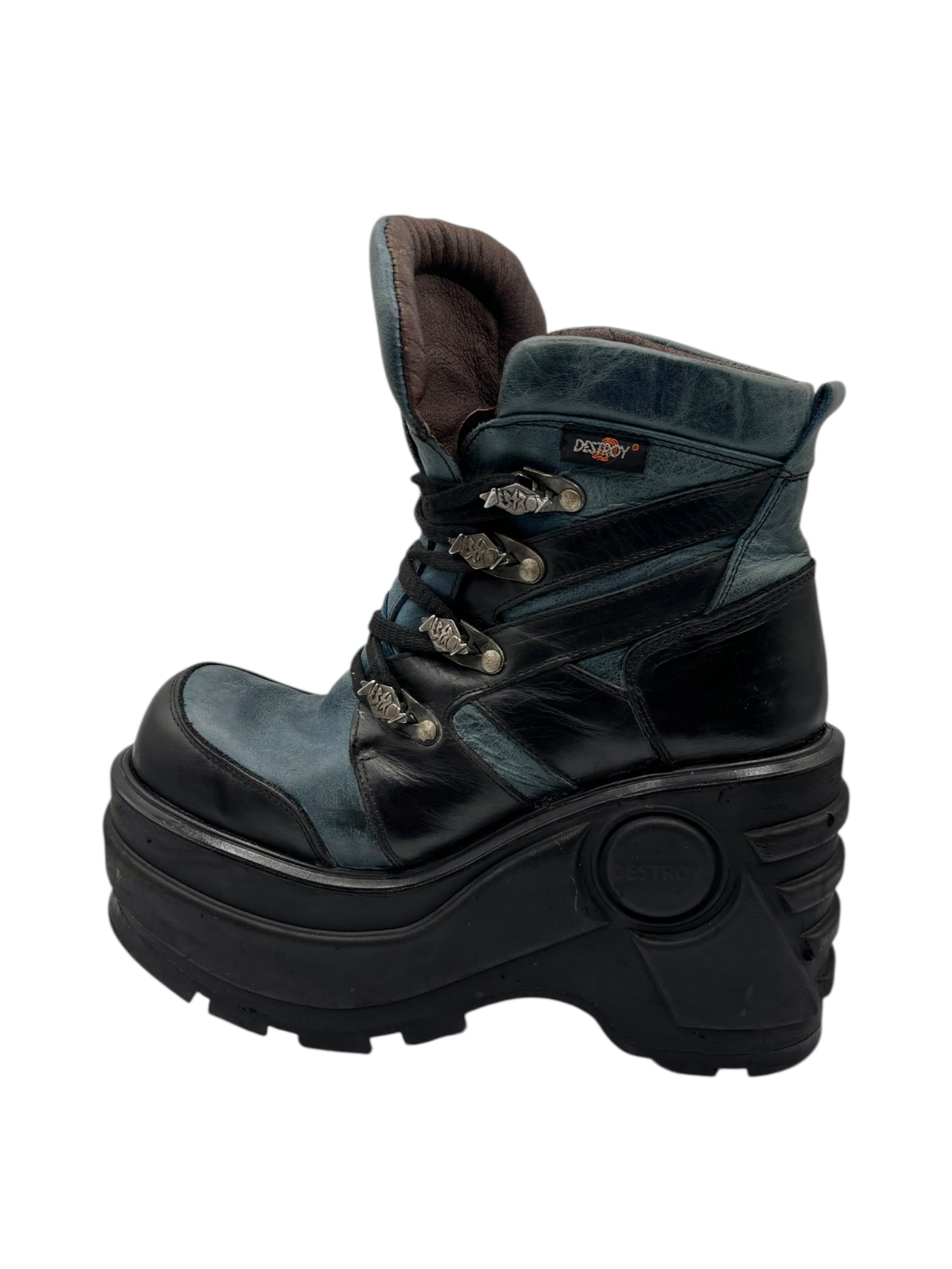 Vintage Destroy blue platform boots size 38