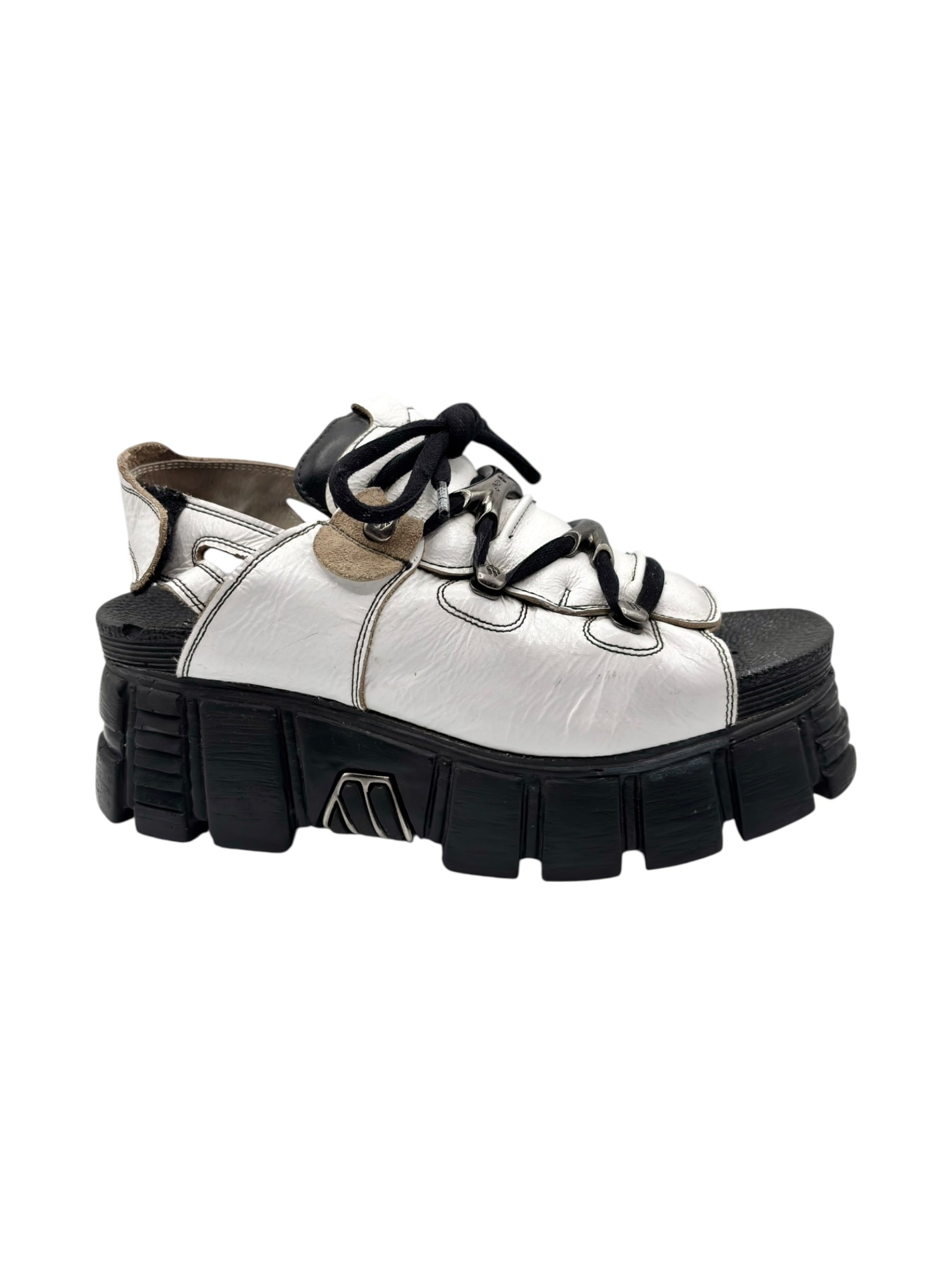 Vintage New Rock white platform sandals size 40