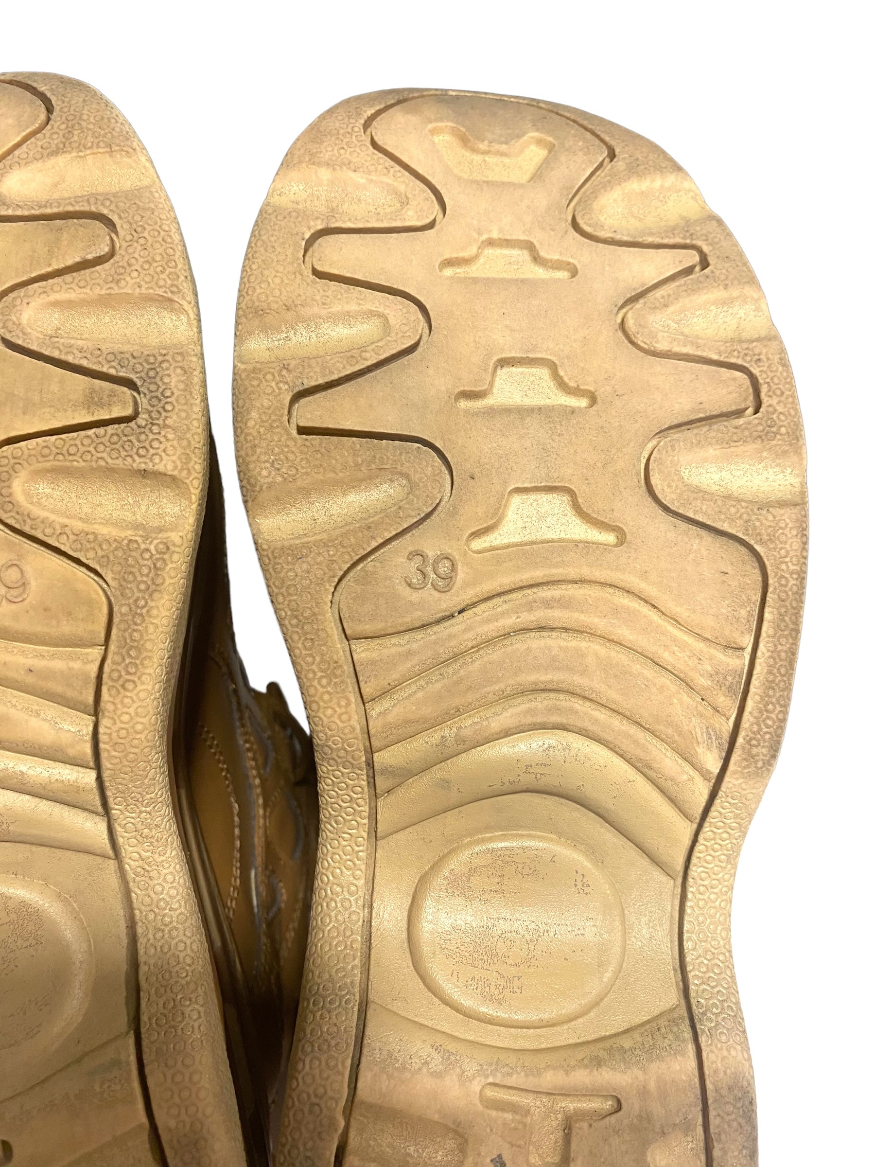 Vintage Actonic leather platform boots size 39