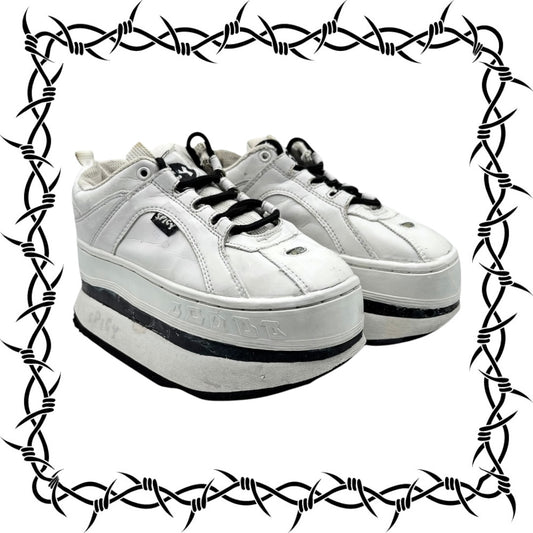 Spicy white platform boots size 36