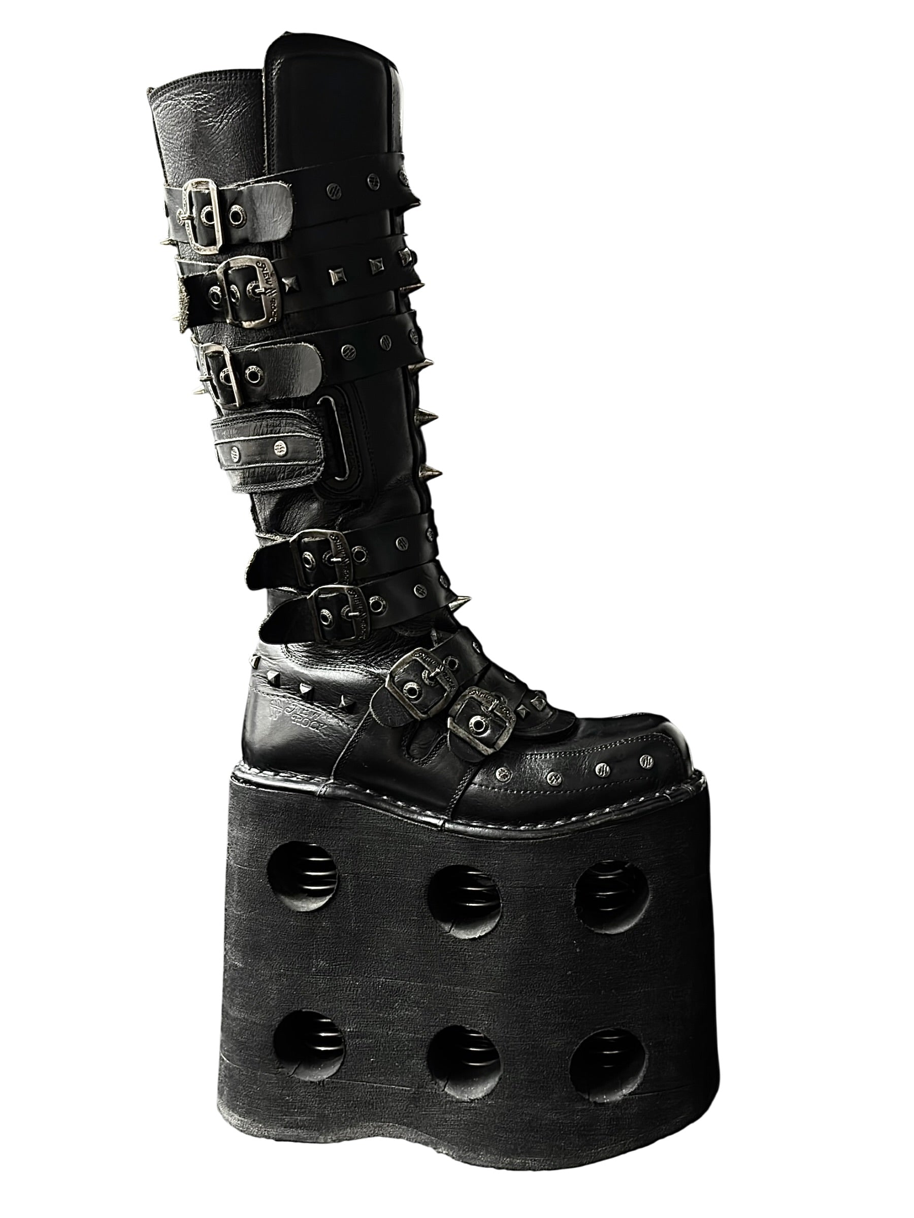 Super rare, vintage New Rock studded double neptuno knee high platform boots size 40