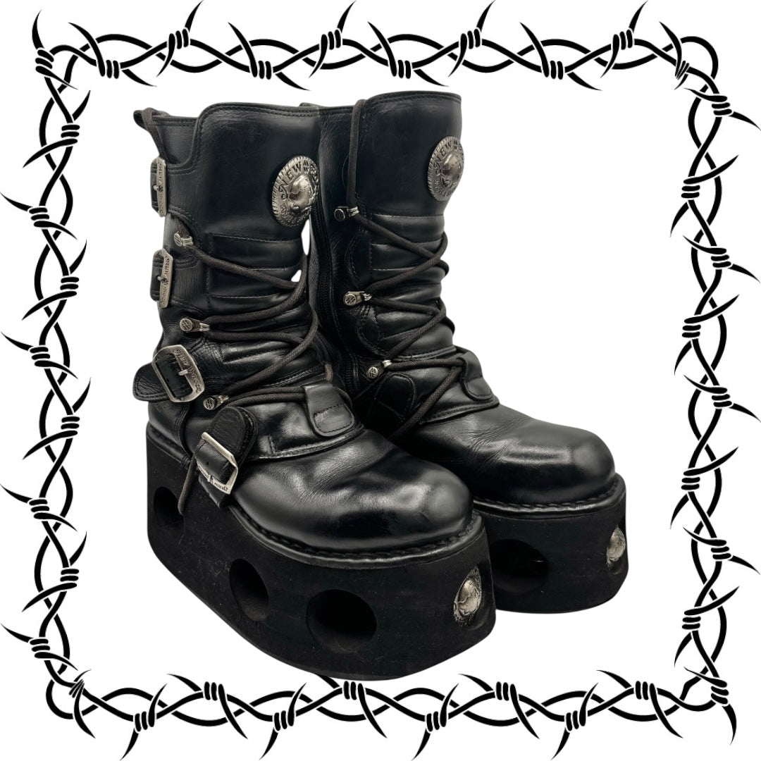 Vintage 90s New Rock mid-calf leather Neptuno platform boots size 40